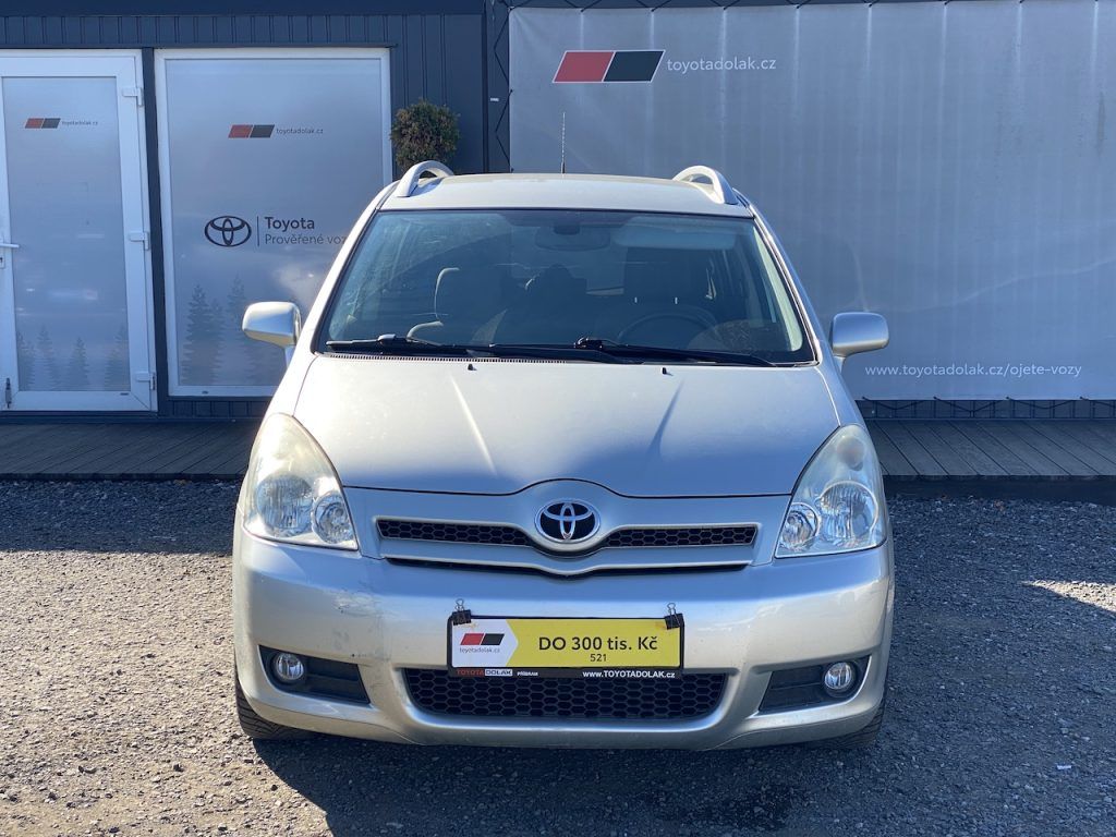 Toyota Corolla Verso, 1.8i, ČR, automat, 2x kola - fotka 3