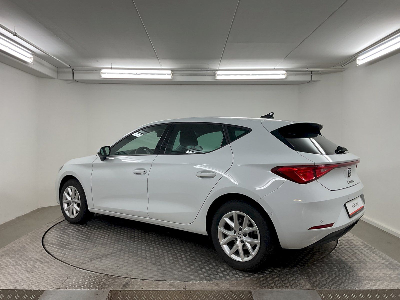 Seat Leon, Vamos 1.5 eTSI DSG - fotka 6