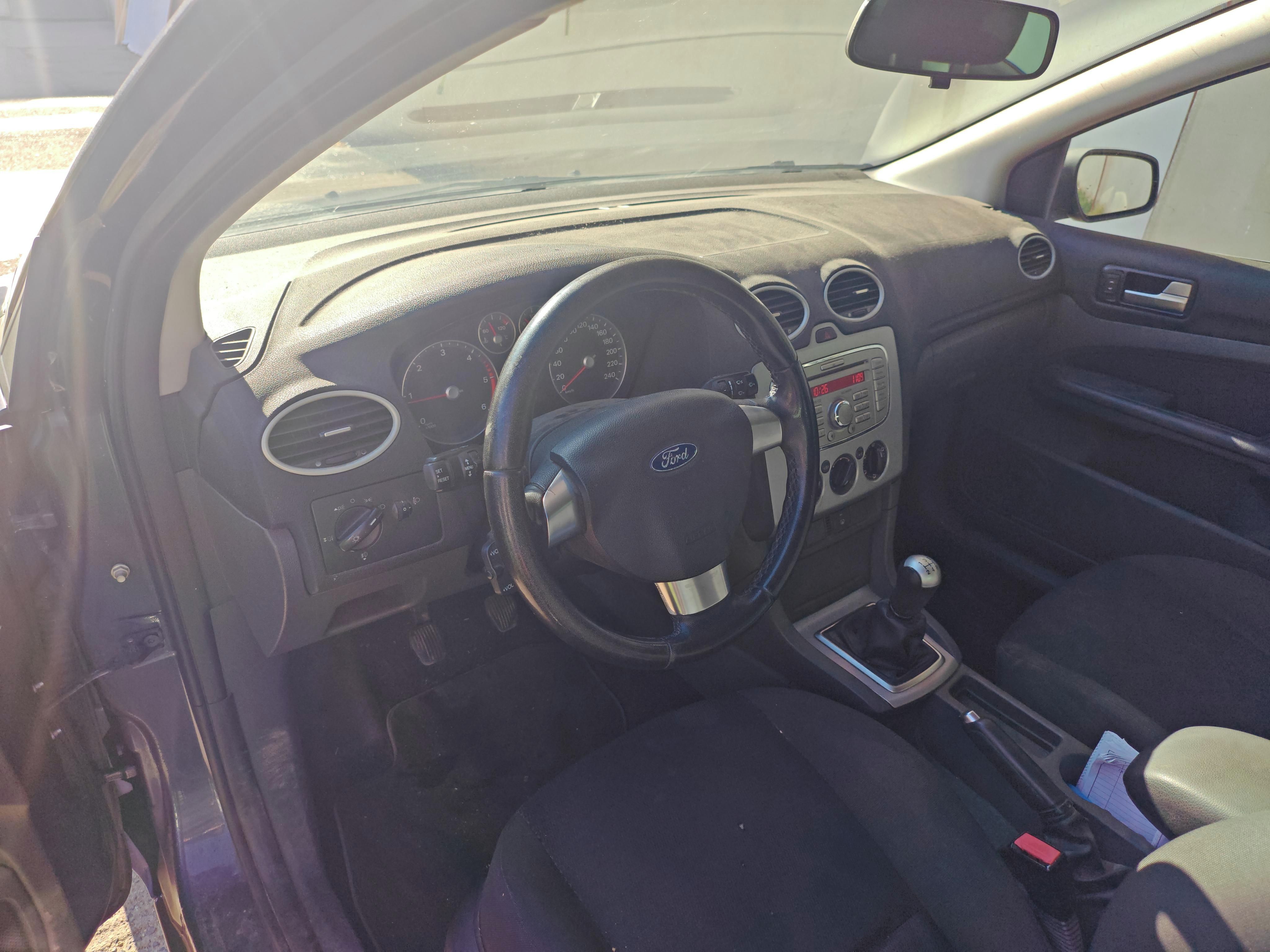 Ford Focus, AUTO FORD Focus 1.5, 66KW - fotka 5