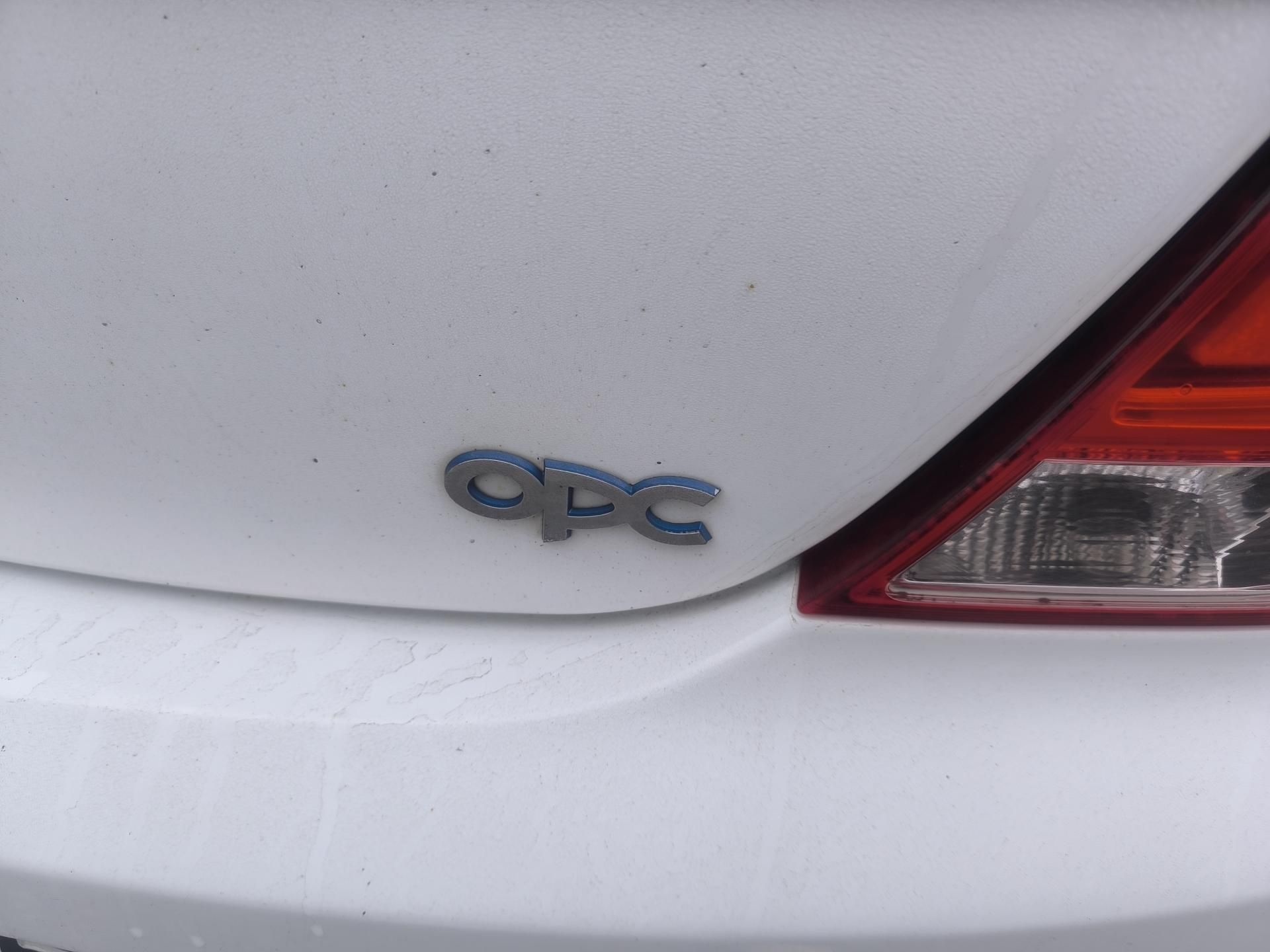 Opel Insignia, OPC 2,8BITURBO 360K,4X4,VÝBAVA - fotka 5