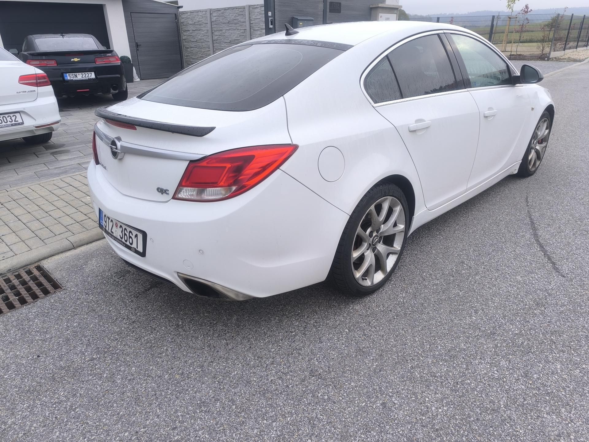 Opel Insignia, OPC 2,8BITURBO 360K,4X4,VÝBAVA - fotka 4