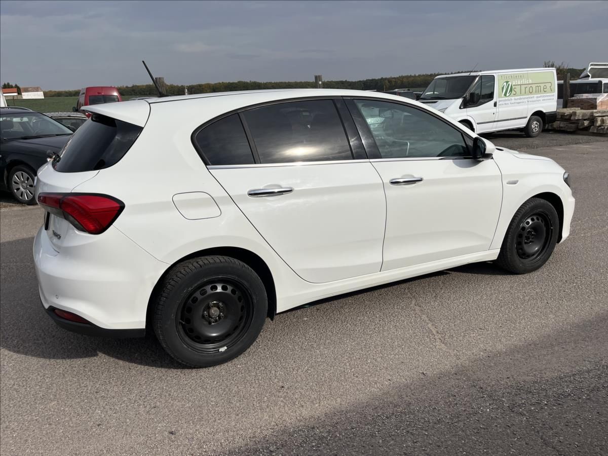 Fiat Tipo, 1,6 MULTIJET ROZVODY 2xKOLA - fotka 5