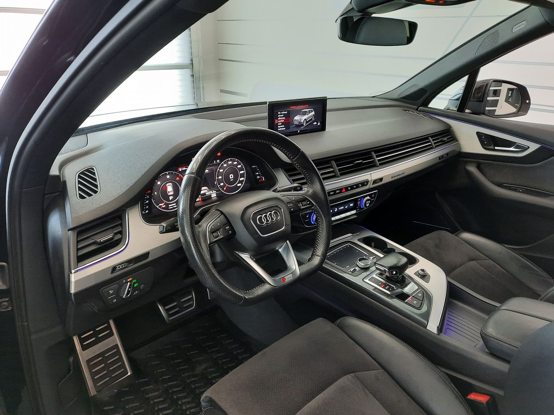 Audi Q7, 3.0 TDI quattro (200kW/272k) T - fotka 6