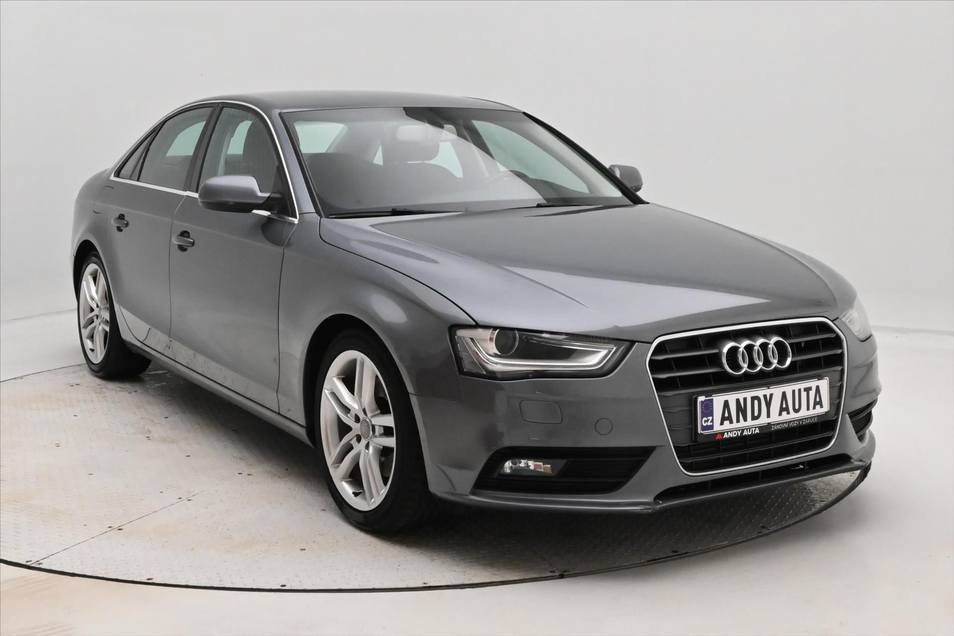 Audi A4, 2,0 TDI 105 kW Nová STK - fotka 3