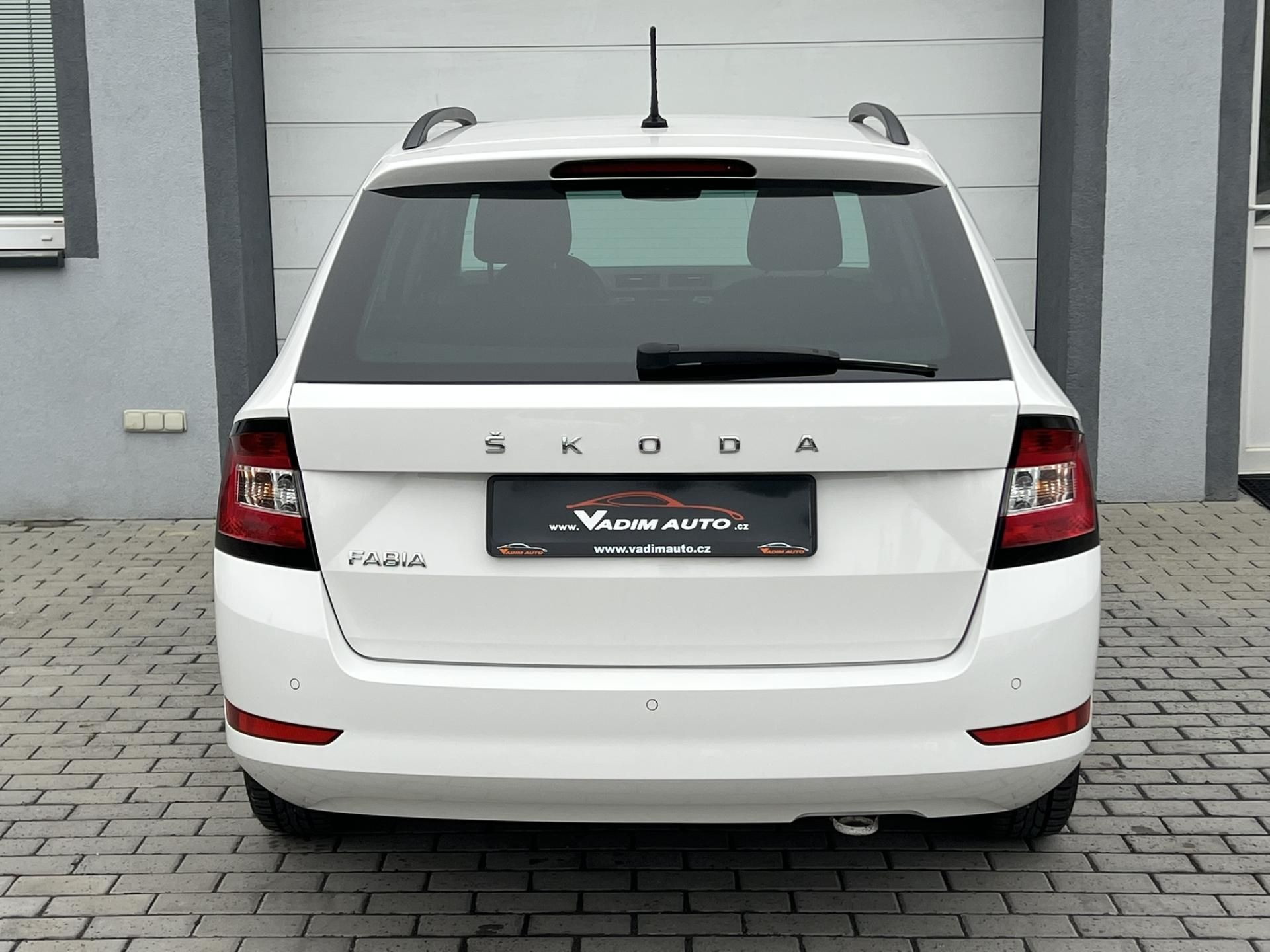 Škoda Fabia, 1.0TSI 70kW  STYLE ČR NOVÉ - fotka 6