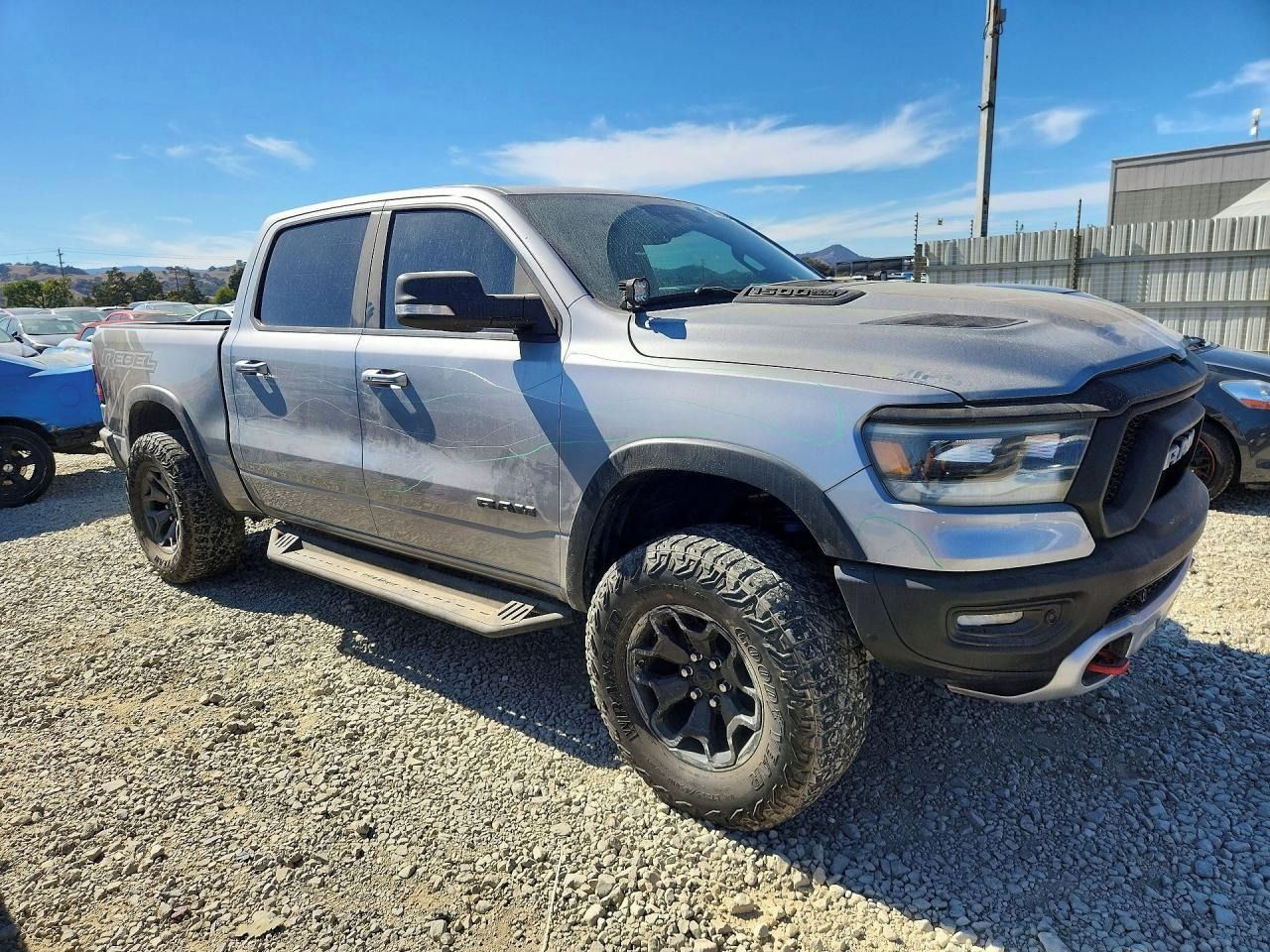 RAM 1500, Auto na cestě - fotka 2