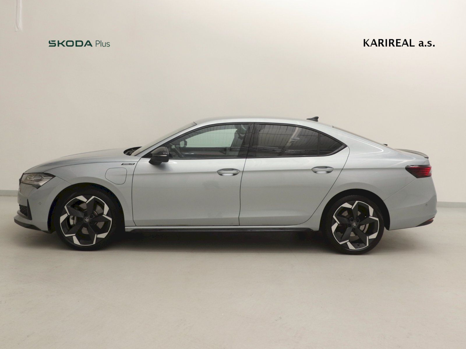 Škoda Superb, TSI iV 150kW DSG SportLine - fotka 3