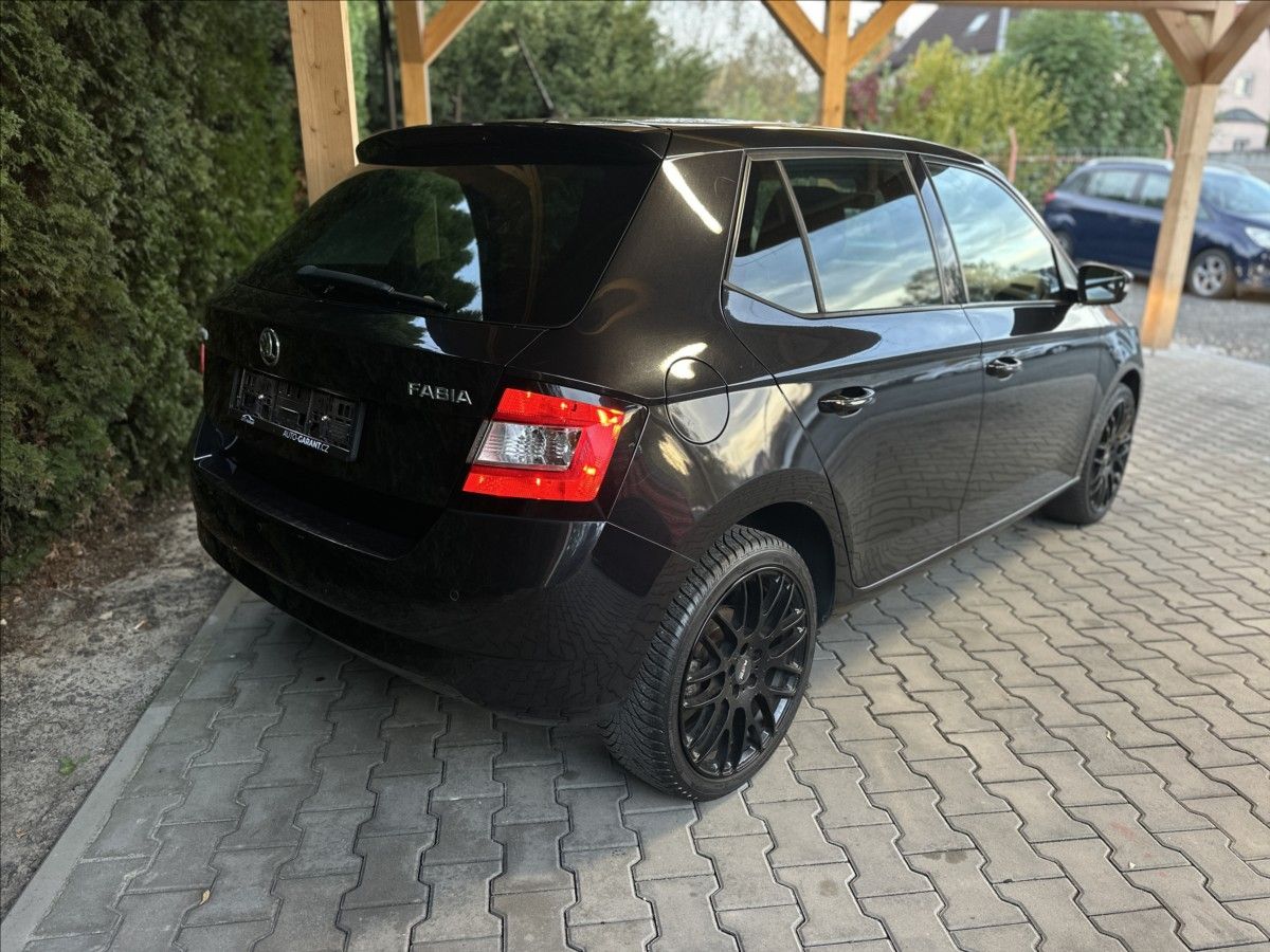Škoda Fabia, 1,2 TSi 81KW DSG STYLE - fotka 3