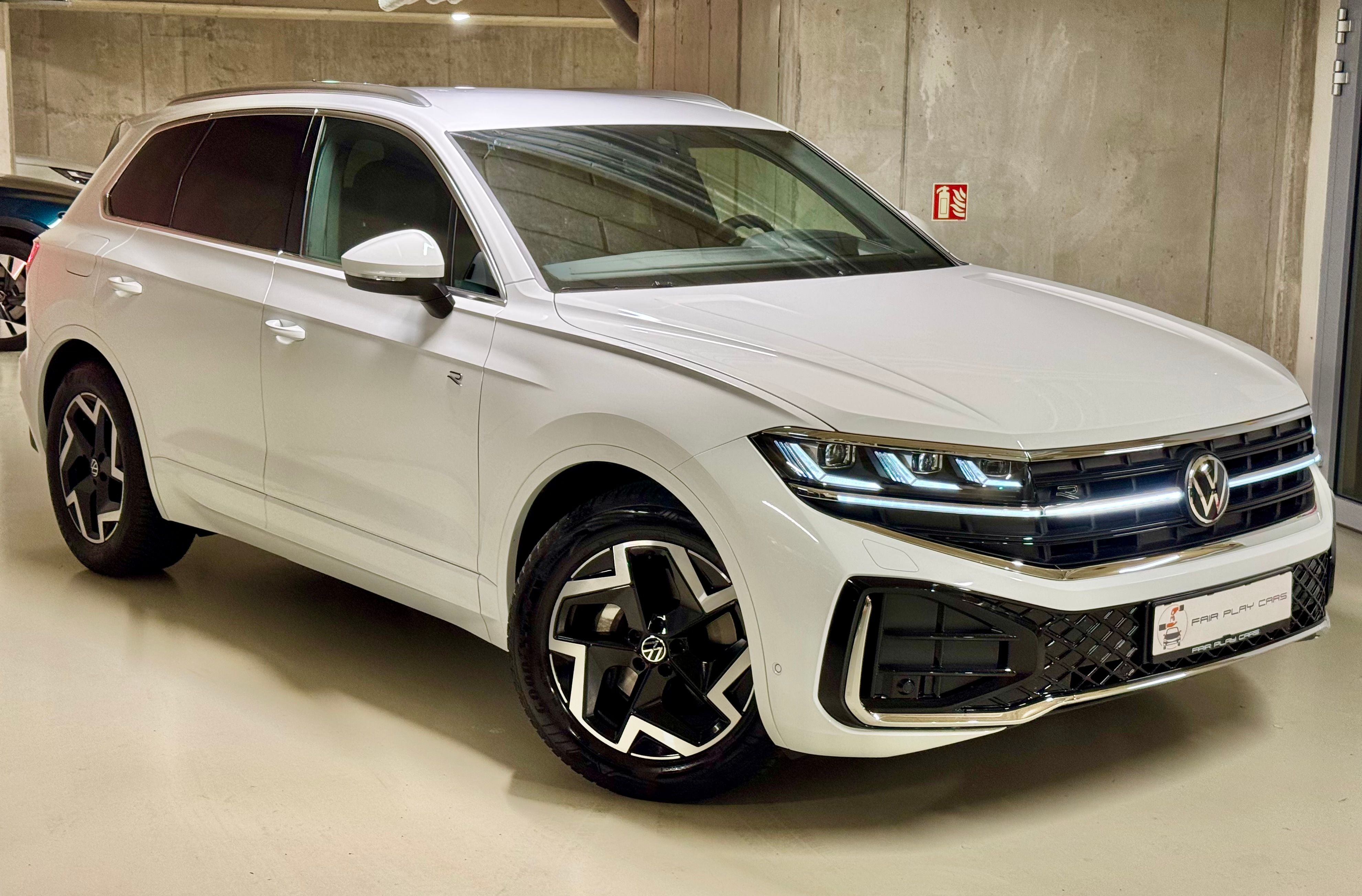 Volkswagen Touareg, R-line/4WS/air/matrix/webast - fotka 2
