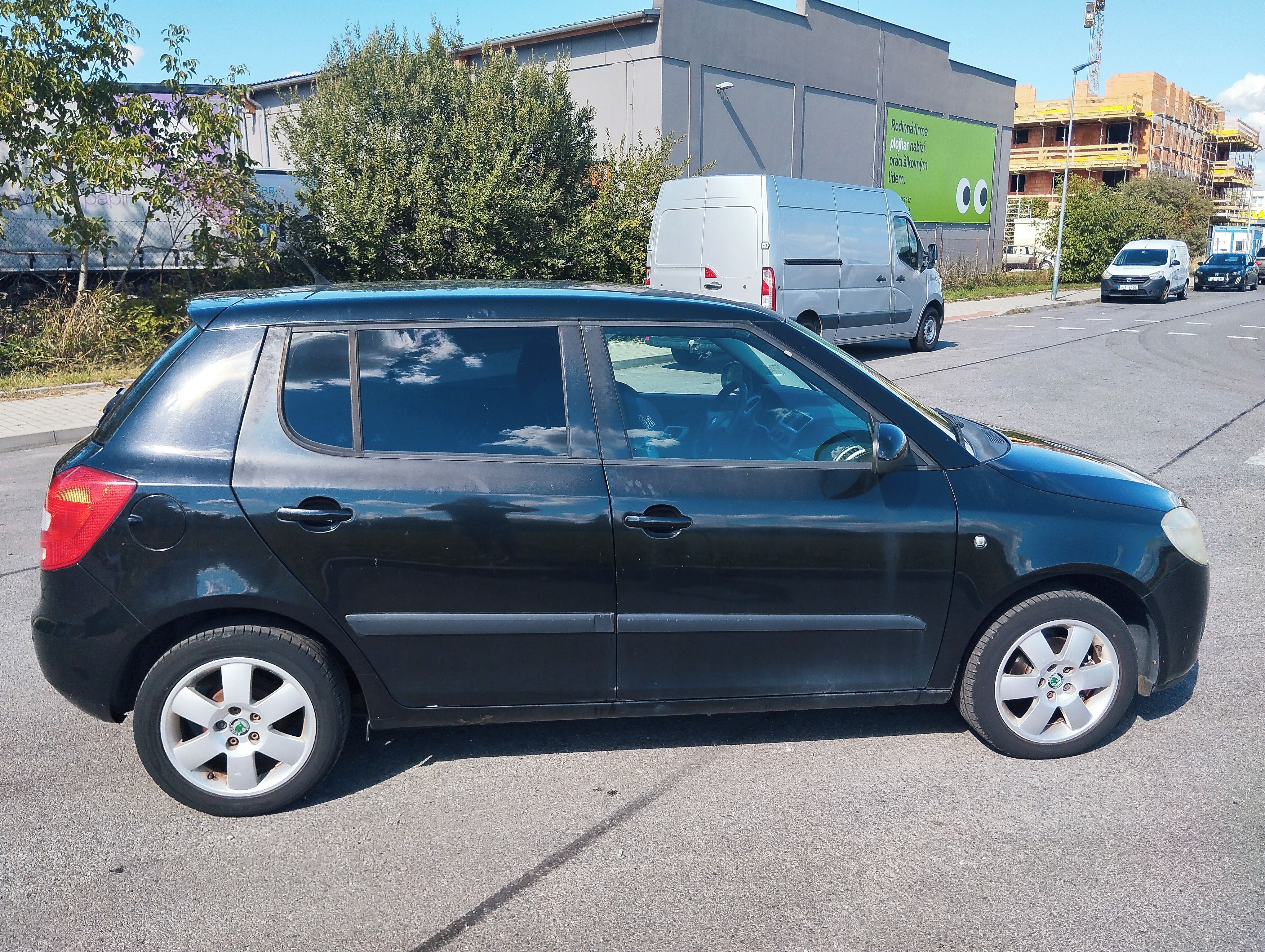 Škoda Fabia, 1.4 63kW, tažné, 2 sady kol - fotka 3
