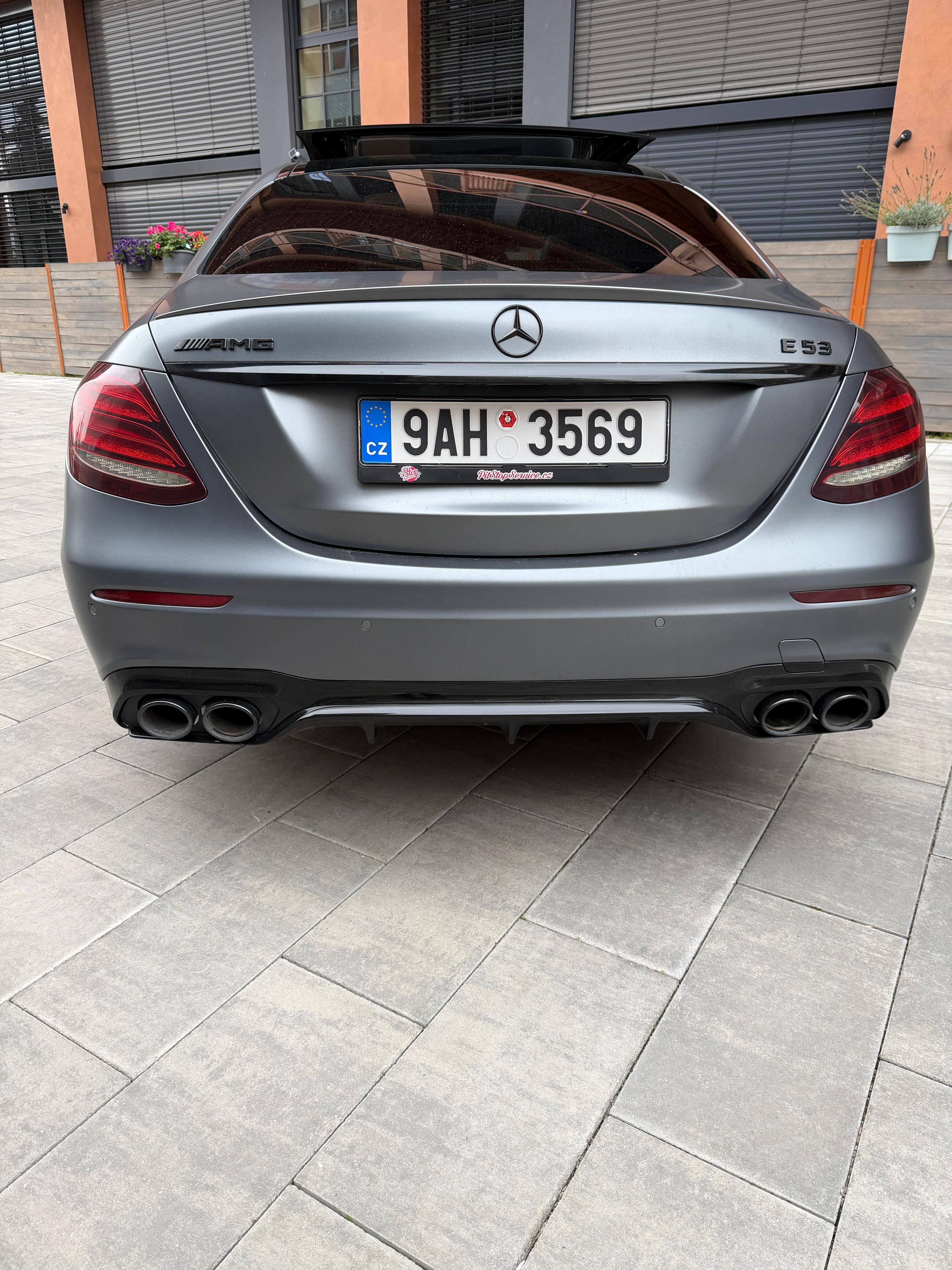 Mercedes-Benz Třídy E, E 53 4MATIC+, 500 koní - fotka 5