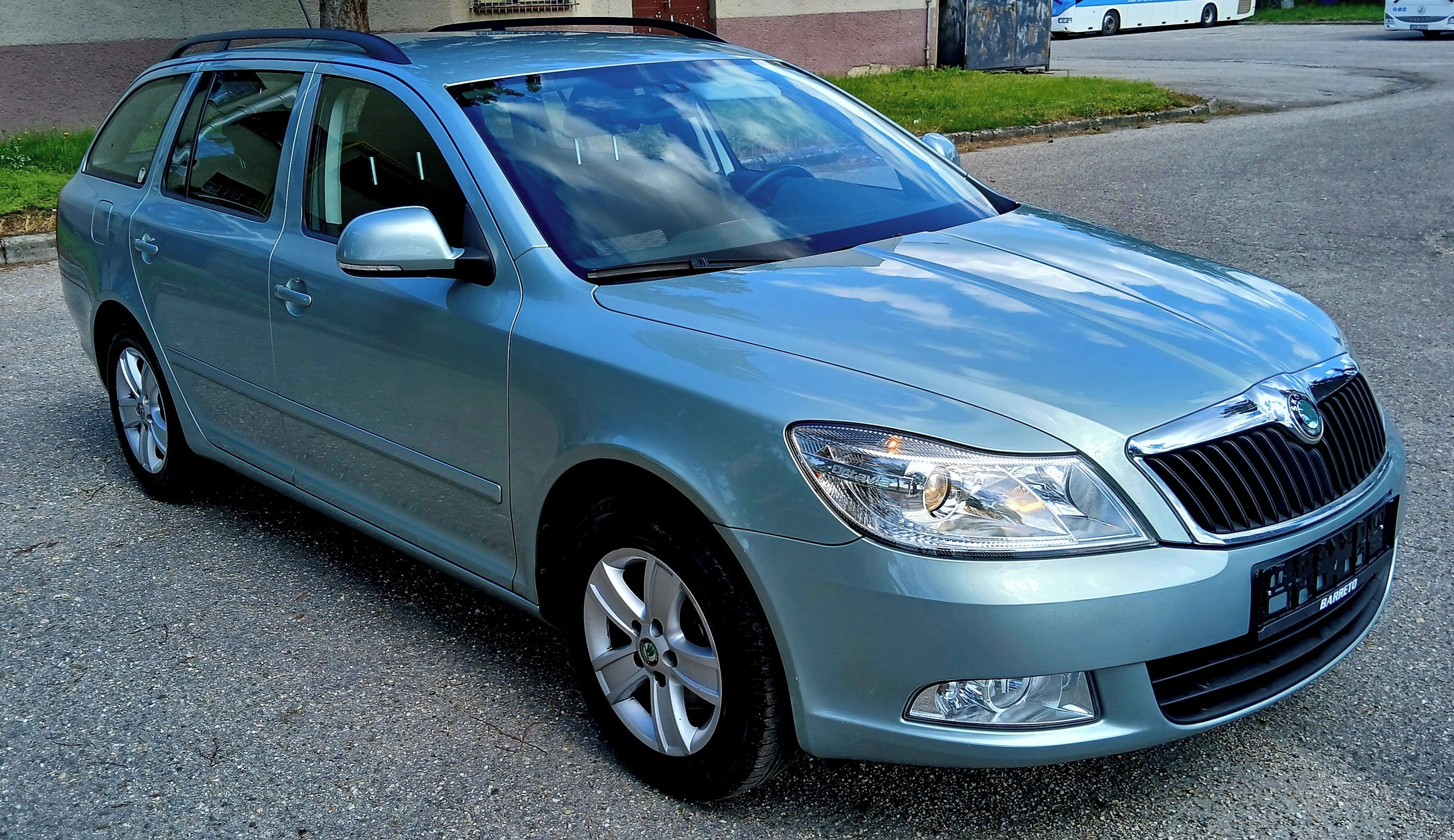 Škoda Octavia, 1.6 Tdi - fotka 6