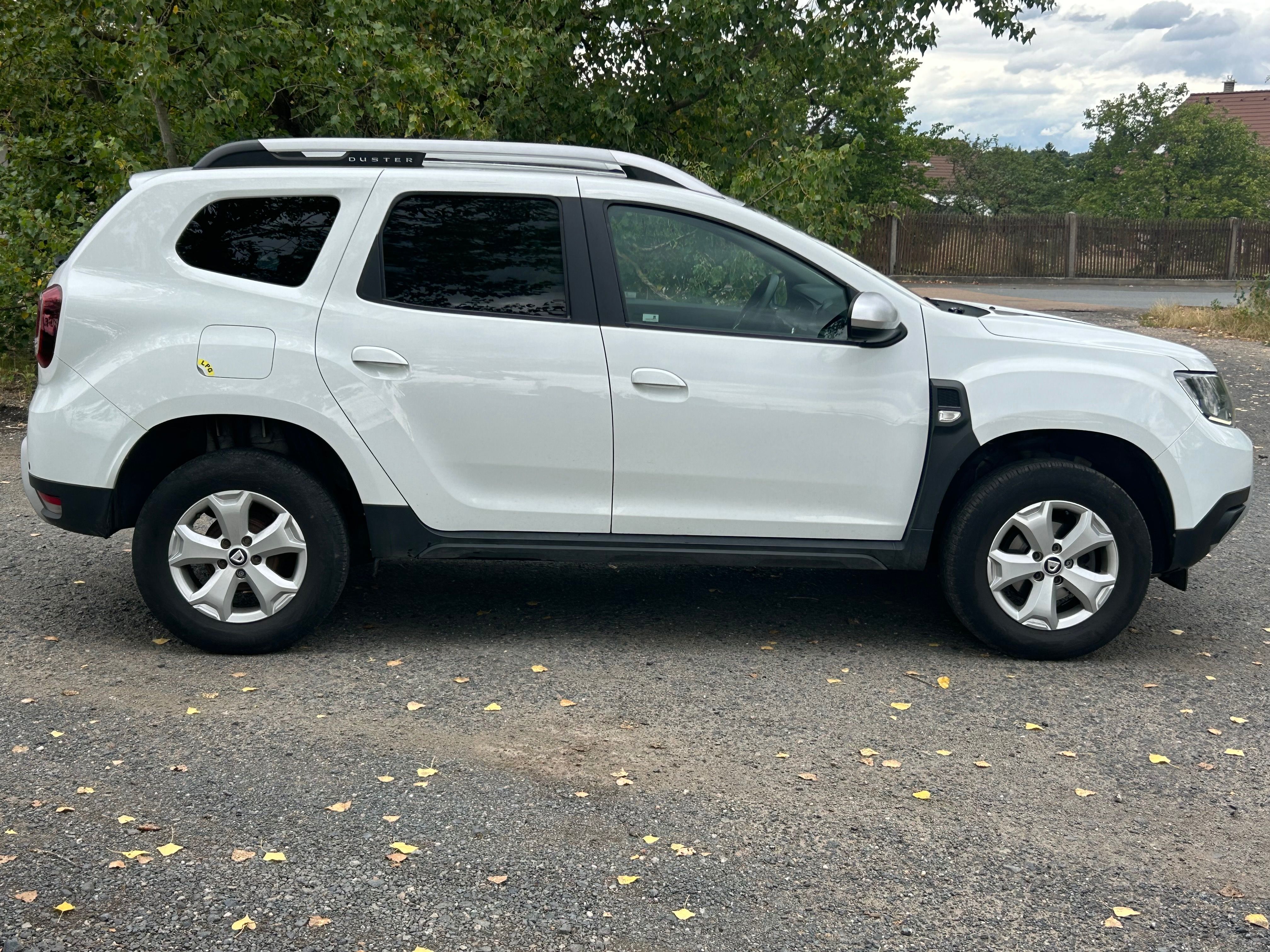 Dacia Duster, 1.0TCe LPG ČR 1maj po servisu! - fotka 4