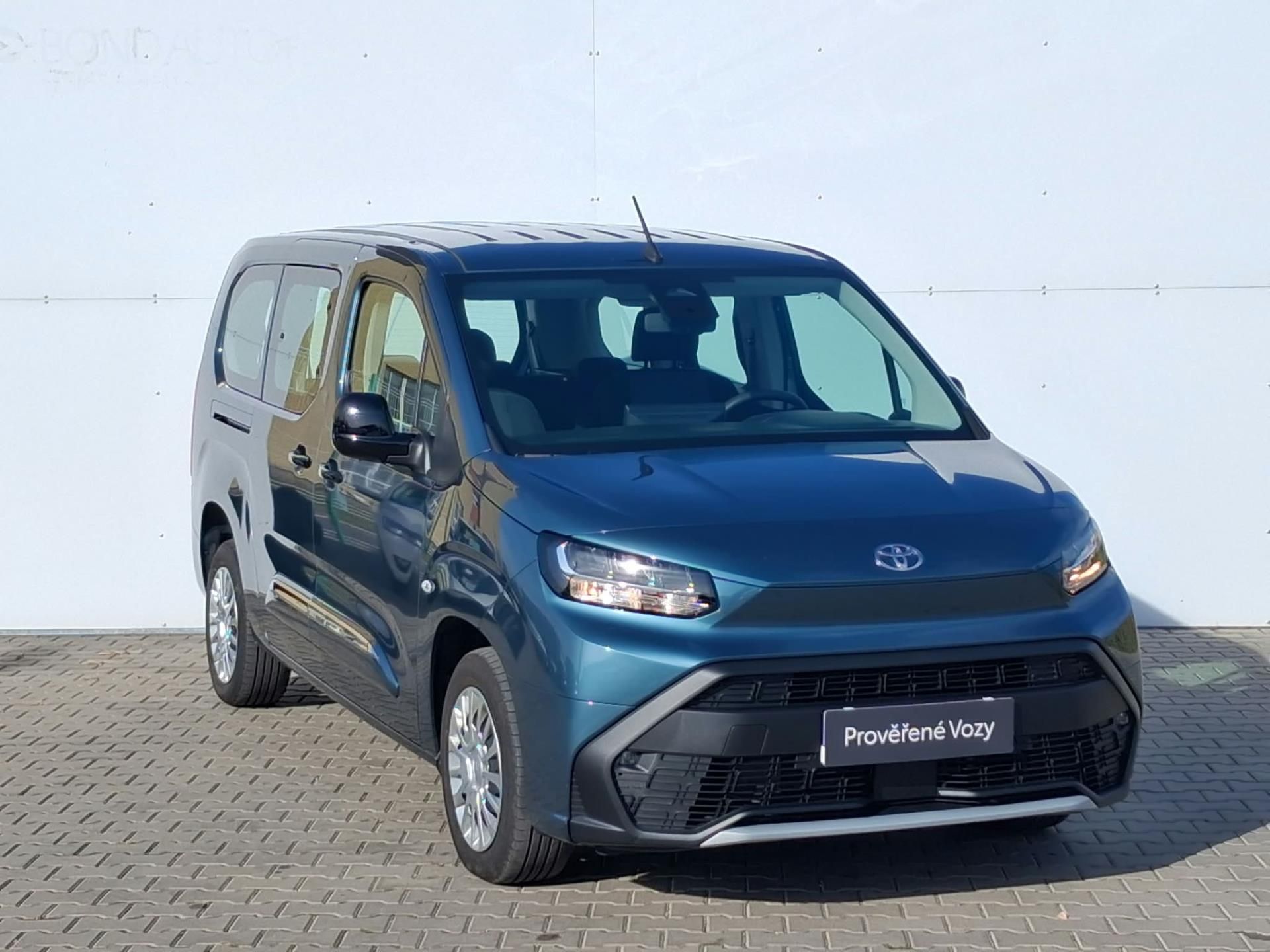Toyota Proace City Verso, 1.5 D-4D Business Long AT - fotka 6
