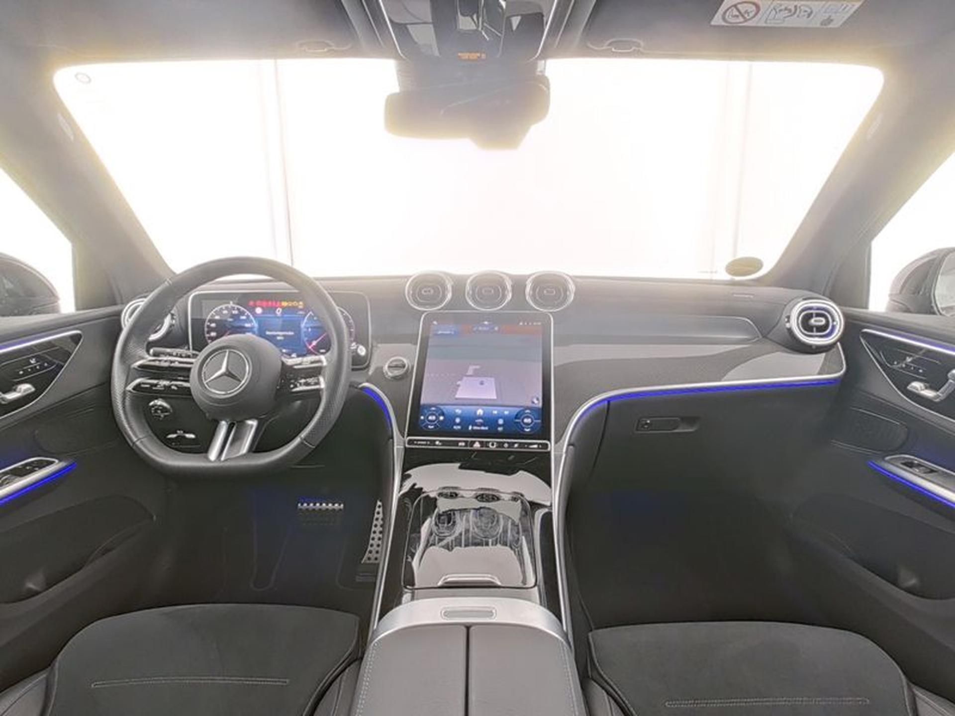 Mercedes-Benz GLC, 220d AMG - fotka 4