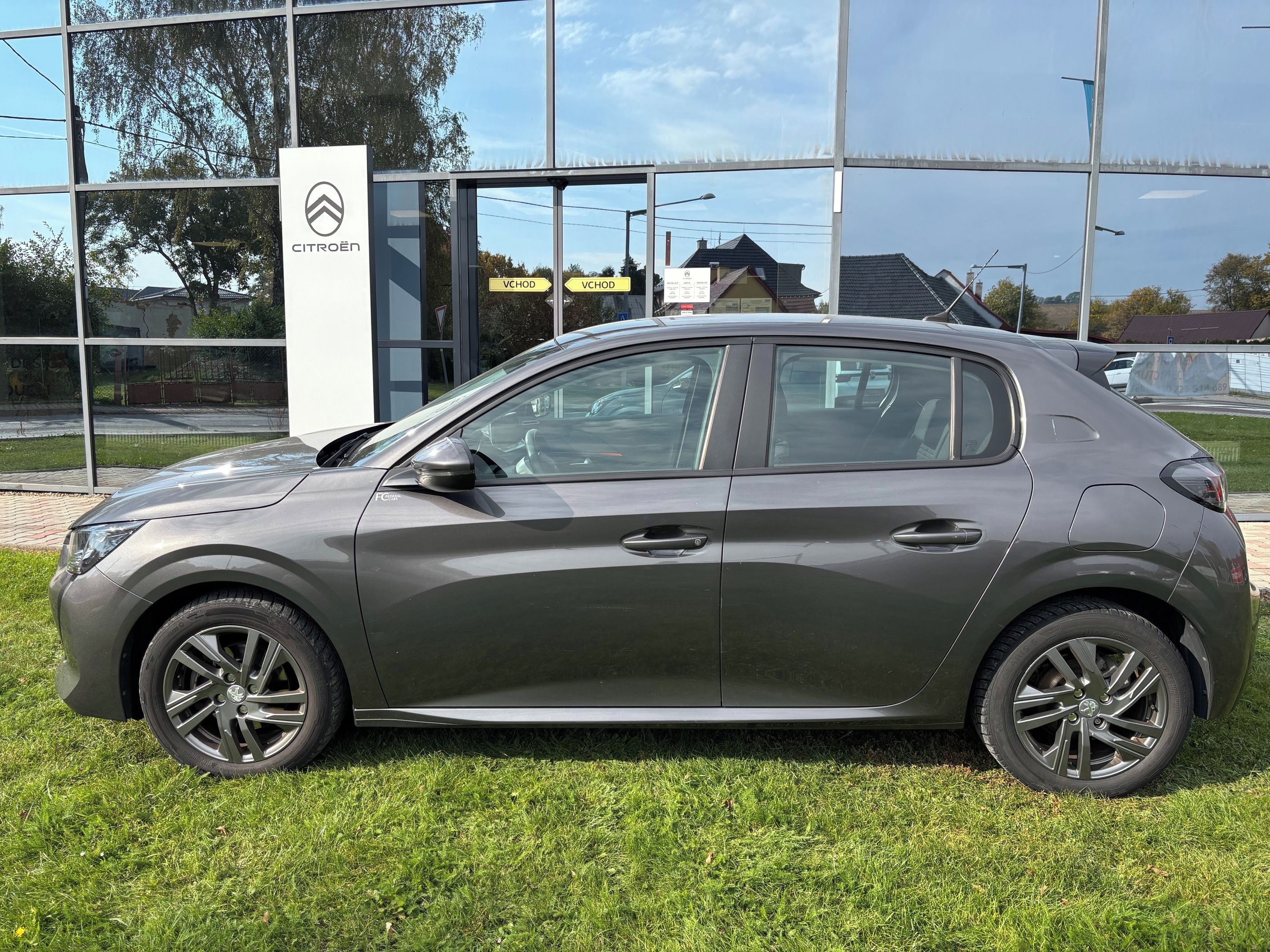 Peugeot 208, 1.2 ACTIVE PACK - fotka 2
