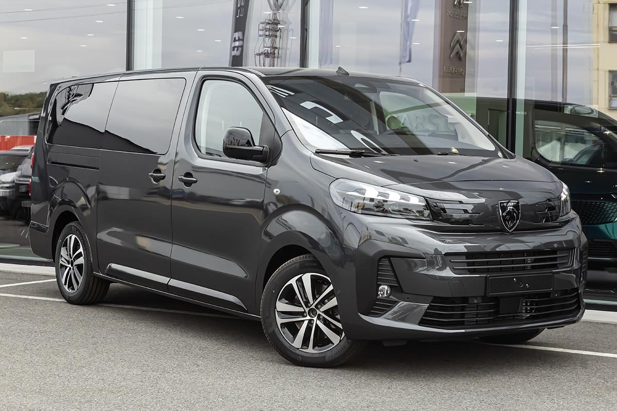 Peugeot Traveller, 2,2 Allure BlueHDi Long 180 S& - fotka 3