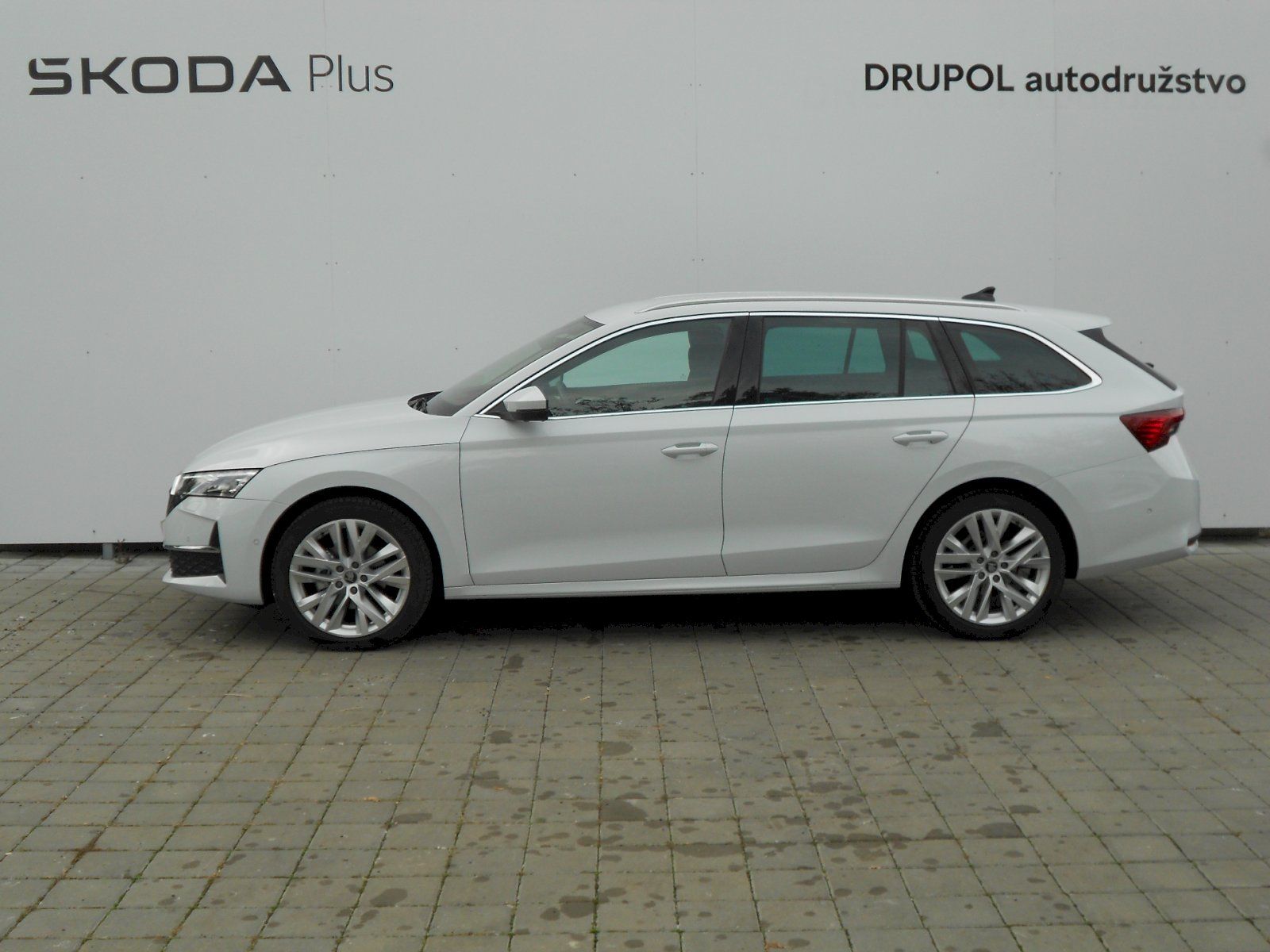 Škoda Octavia, Combi IV 1.5 TSI - 110 kW, Exc - fotka 3