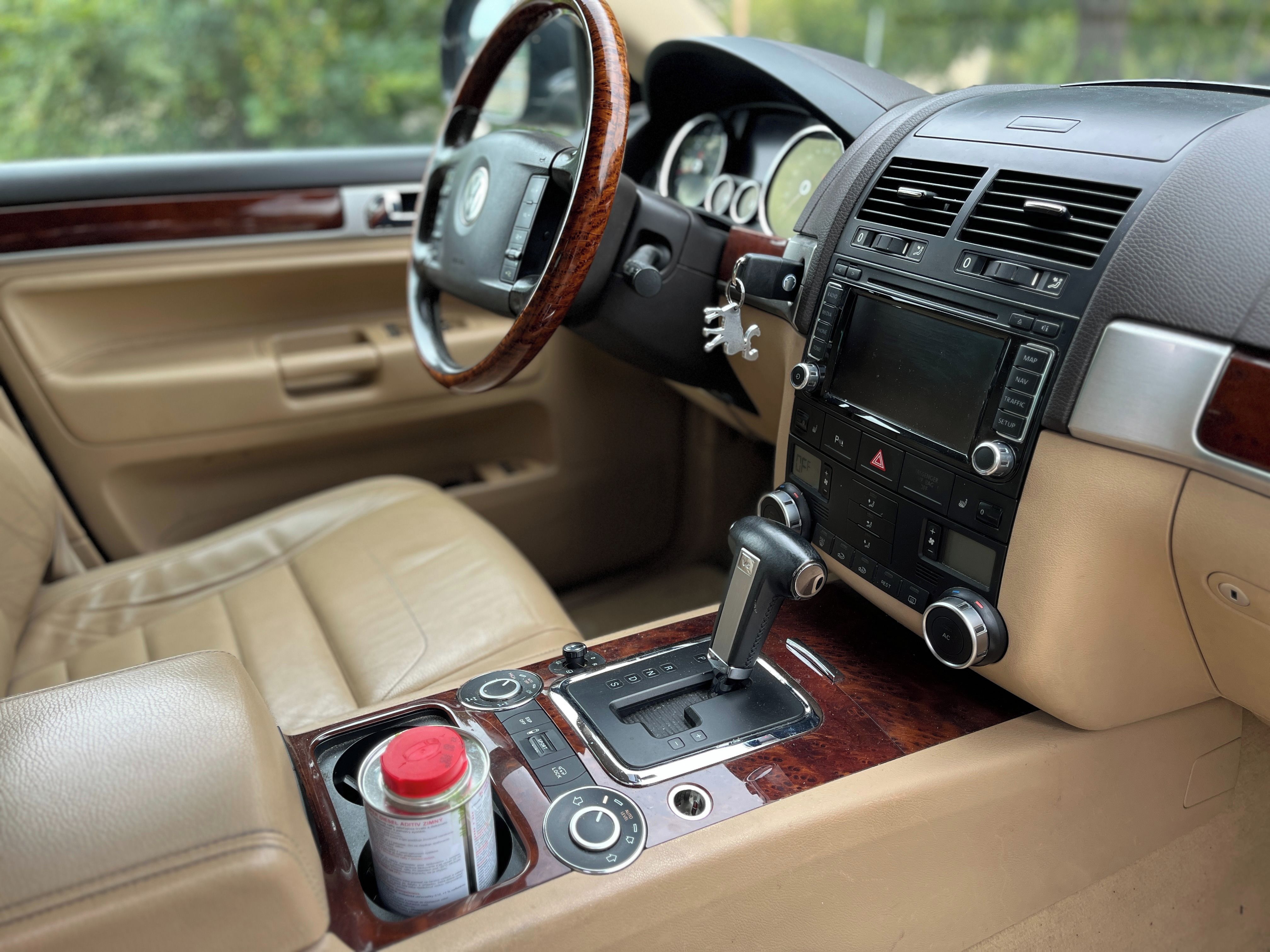 Volkswagen Touareg - fotka 4