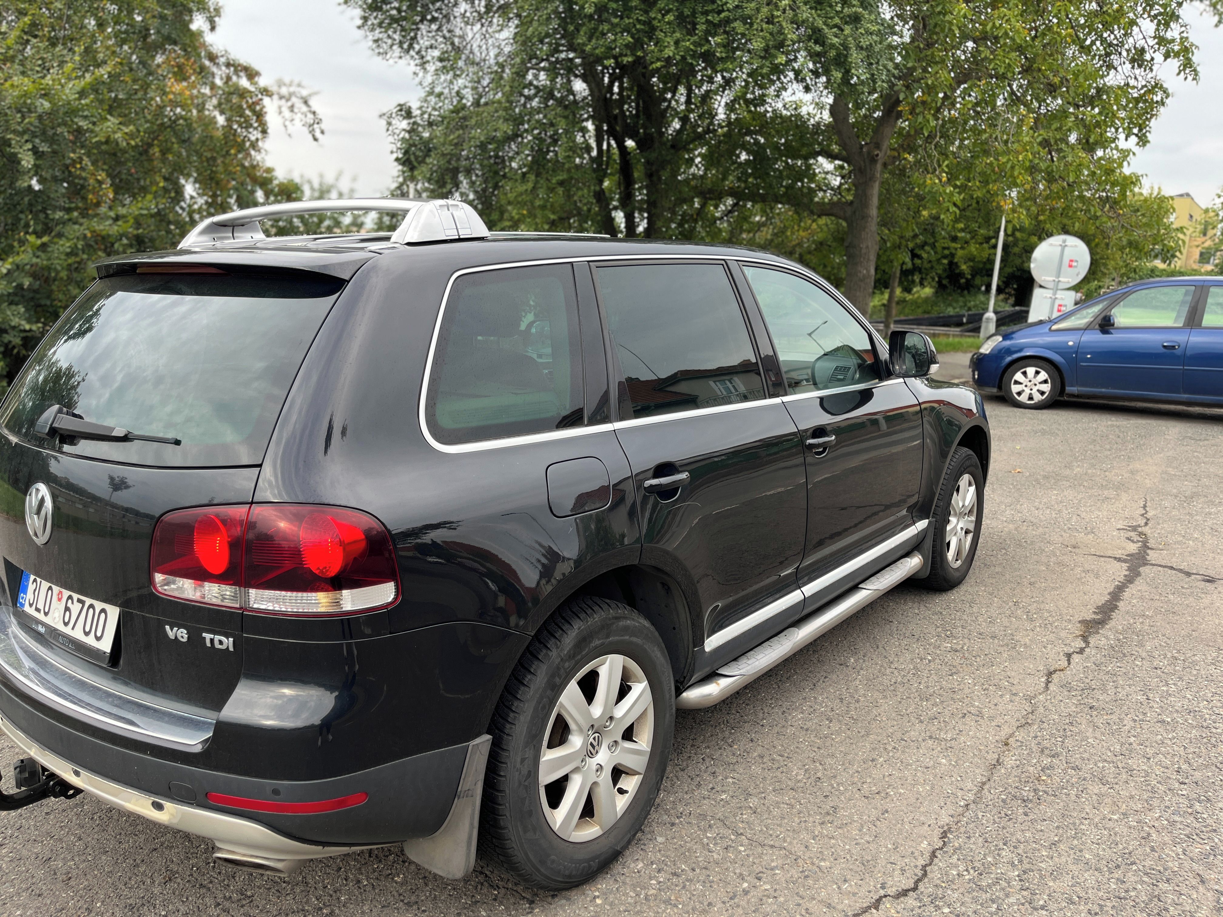 Volkswagen Touareg - fotka 2
