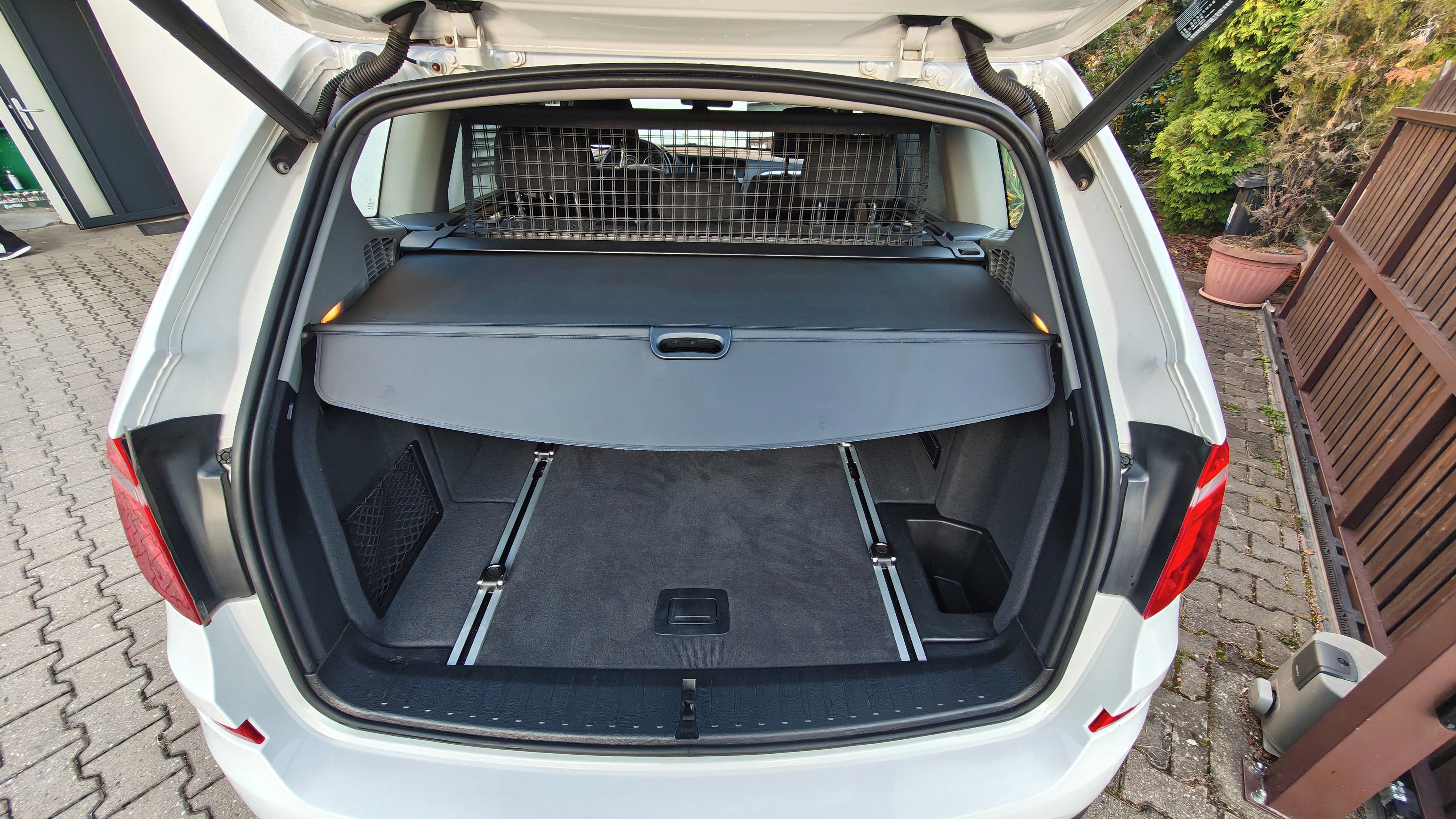 BMW X3, F25 sDrive - top stav - fotka 4