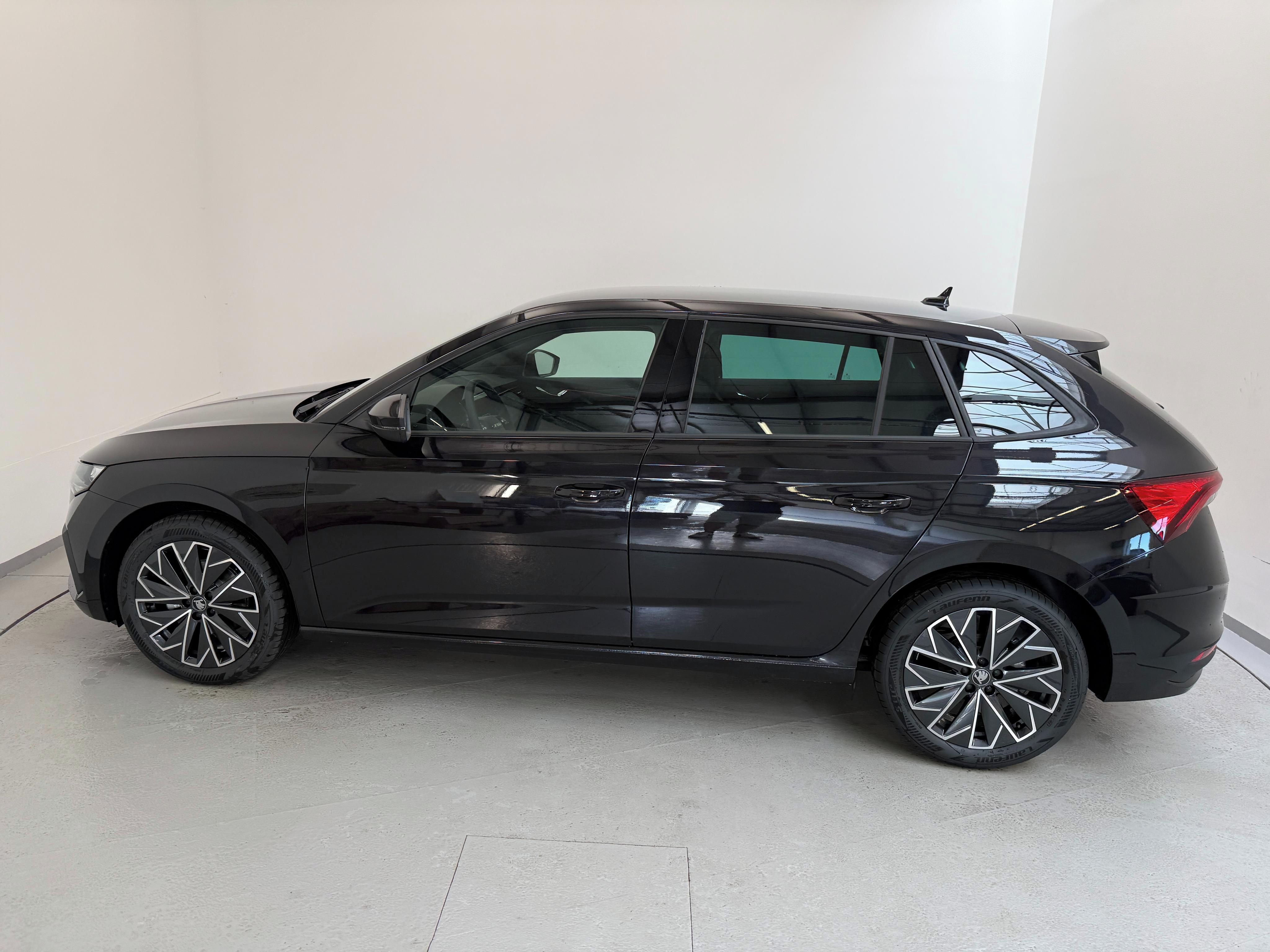 Škoda Scala, Dynamic 1,0 TSI 85 kW 7DSG - fotka 2