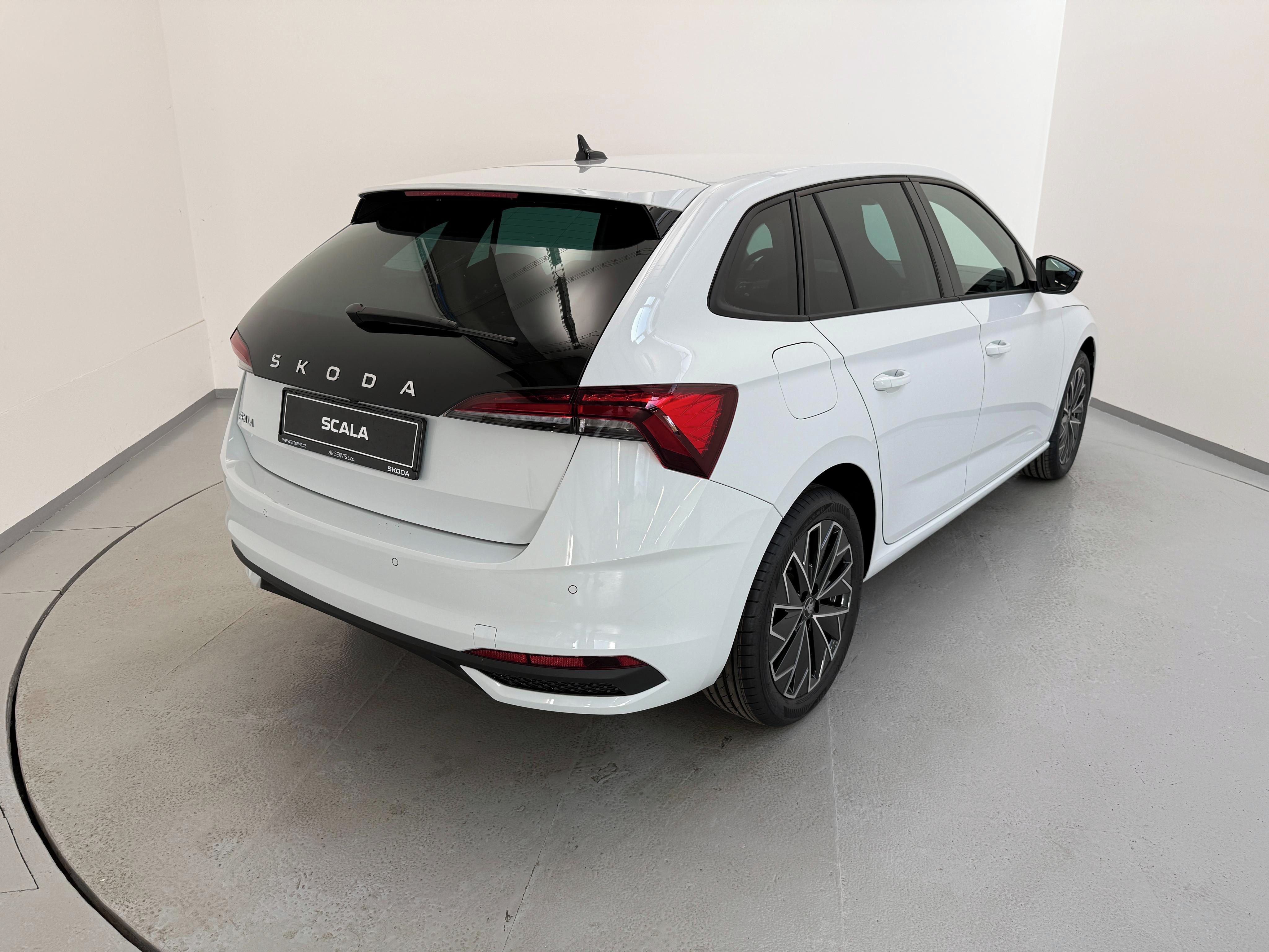 Škoda Scala, Dynamic 1,0 TSI 85 kW 7DSG - fotka 5
