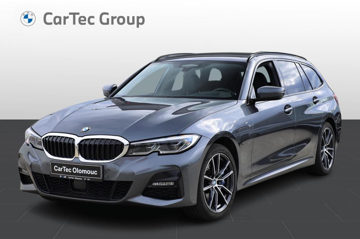 BMW Řada 3, 330e xDrive Touring