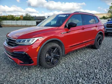 Volkswagen Tiguan, Auto na cestě