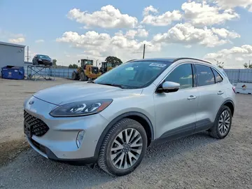 Ford Escape, Auto na cestě