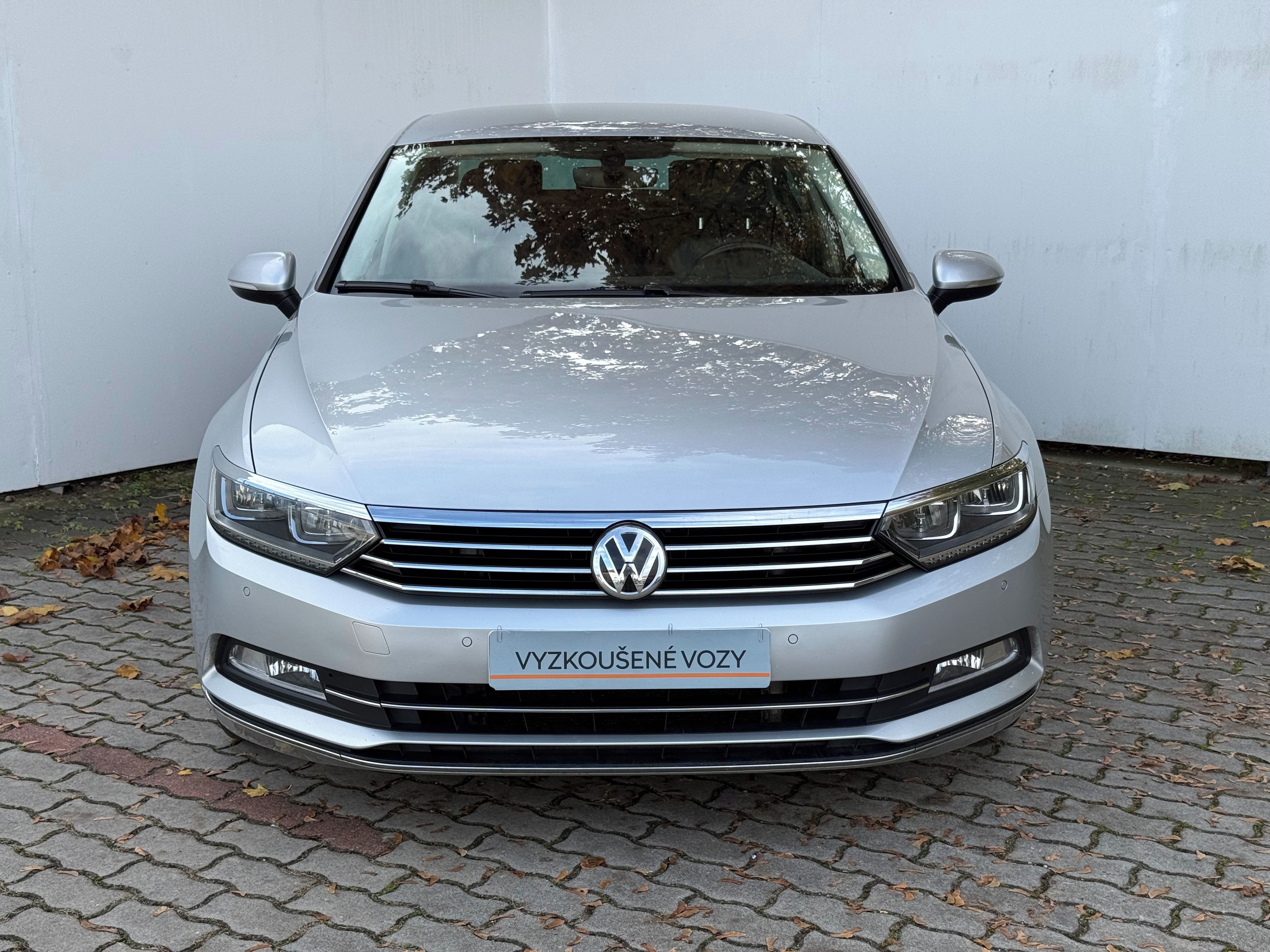 Volkswagen Passat, 2.0 TDI / 110kW BMT Highline - fotka 2