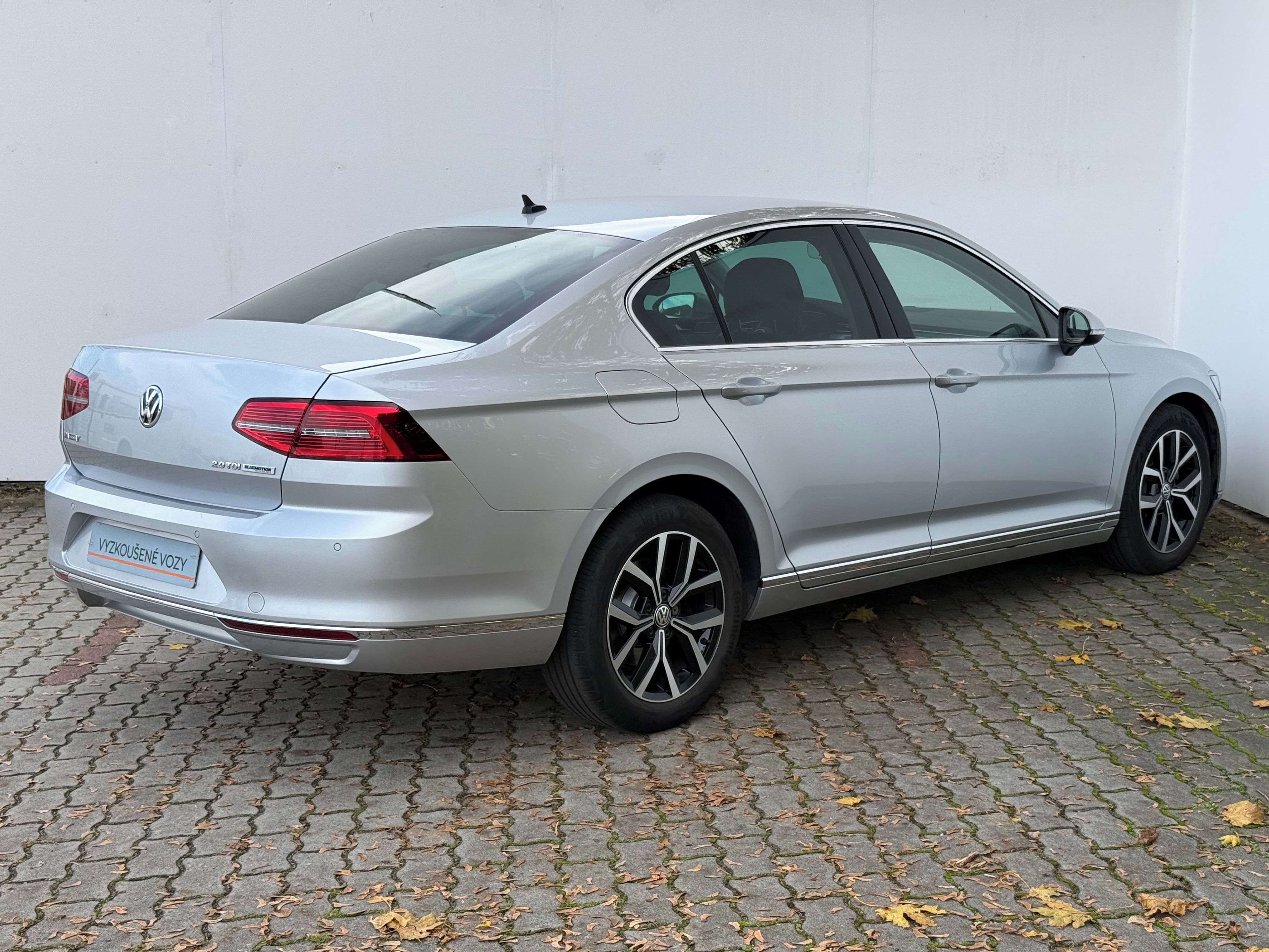Volkswagen Passat, 2.0 TDI / 110kW BMT Highline - fotka 5