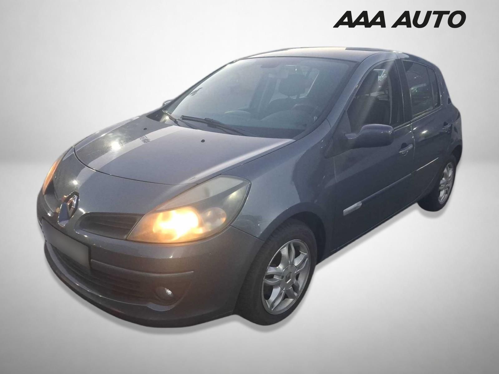 Renault Clio, 1.6 16V, rezervace