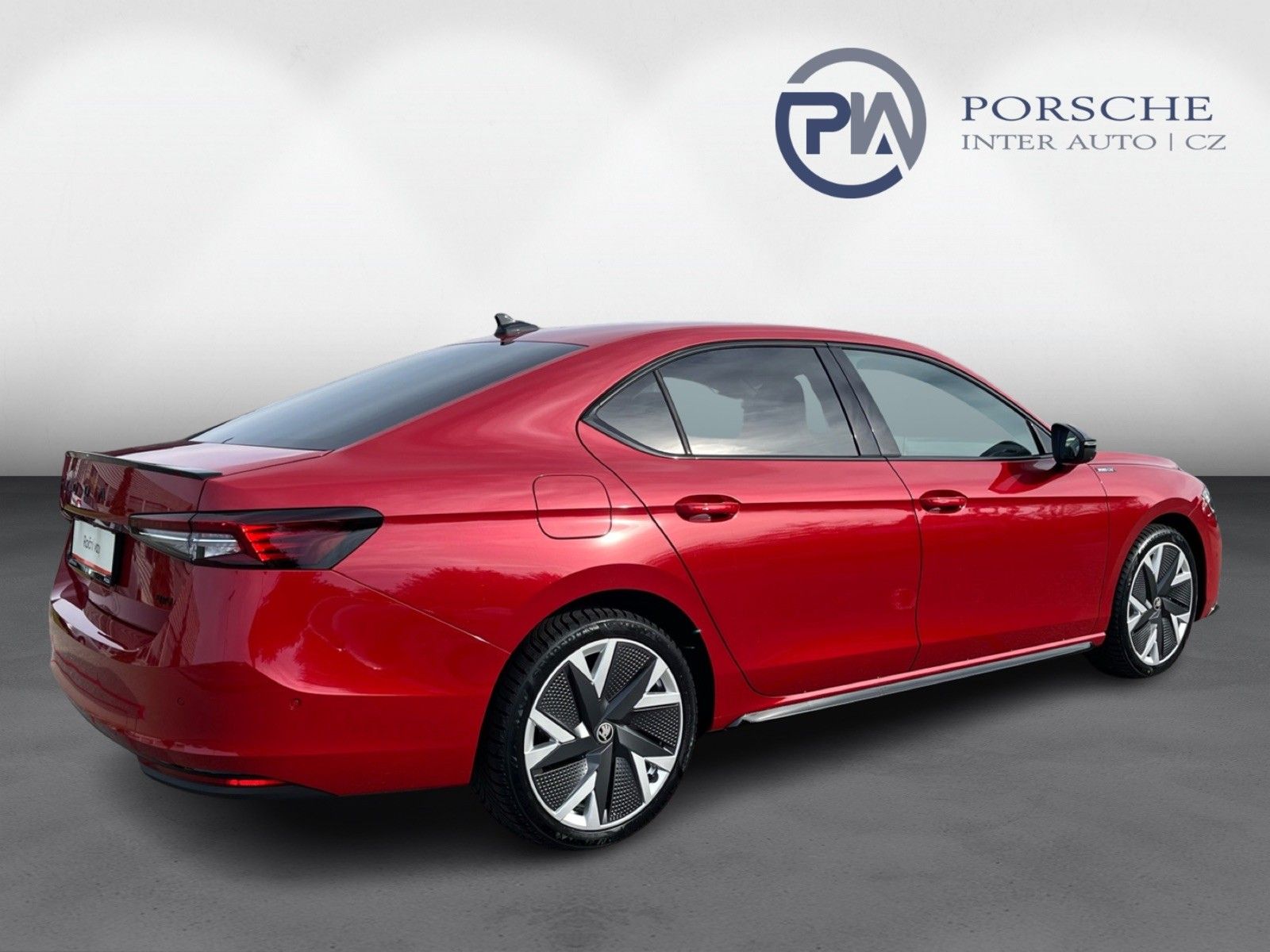 Škoda Superb, SPORTLINE 2,0TDI 142kW 4X4 DSG - fotka 2