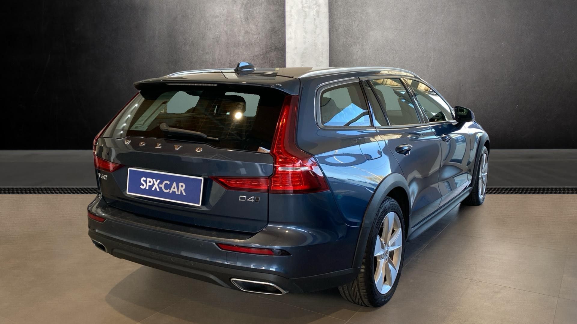 Volvo V60, Cross Country, D4 AWD Drive-E, - fotka 3