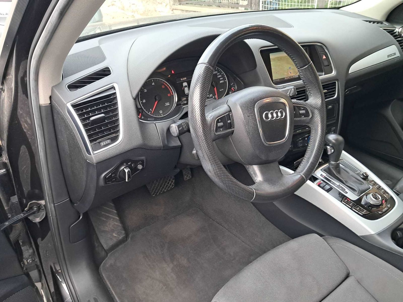 Audi Q5, 2.0 TDI, 4X4, Automat - fotka 3