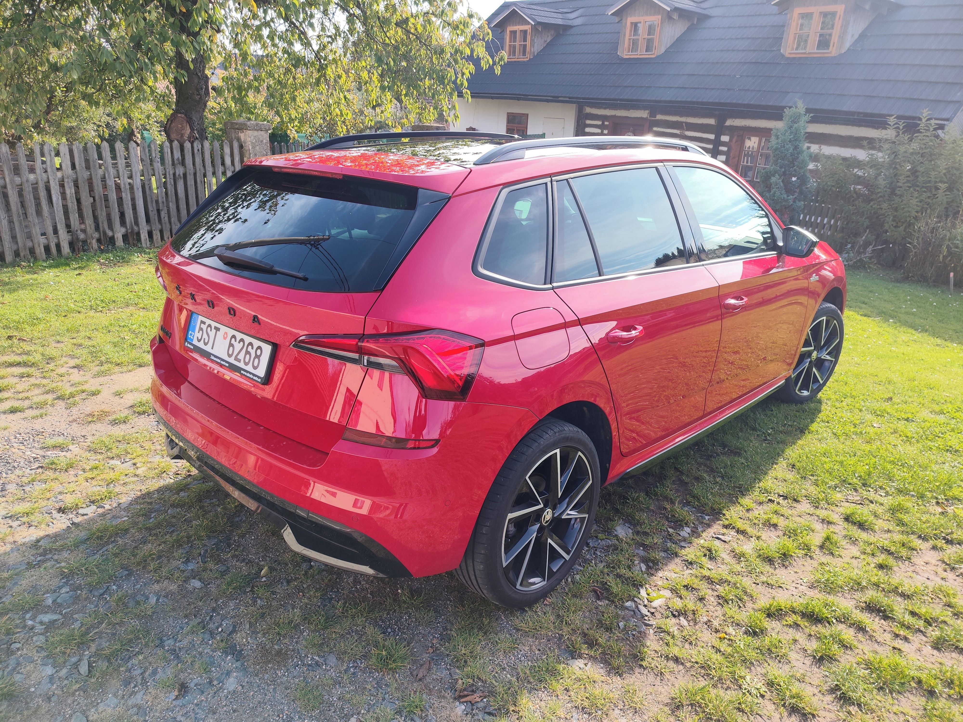 Škoda Kamiq, 1,5TSI Monte Carlo automat - fotka 4