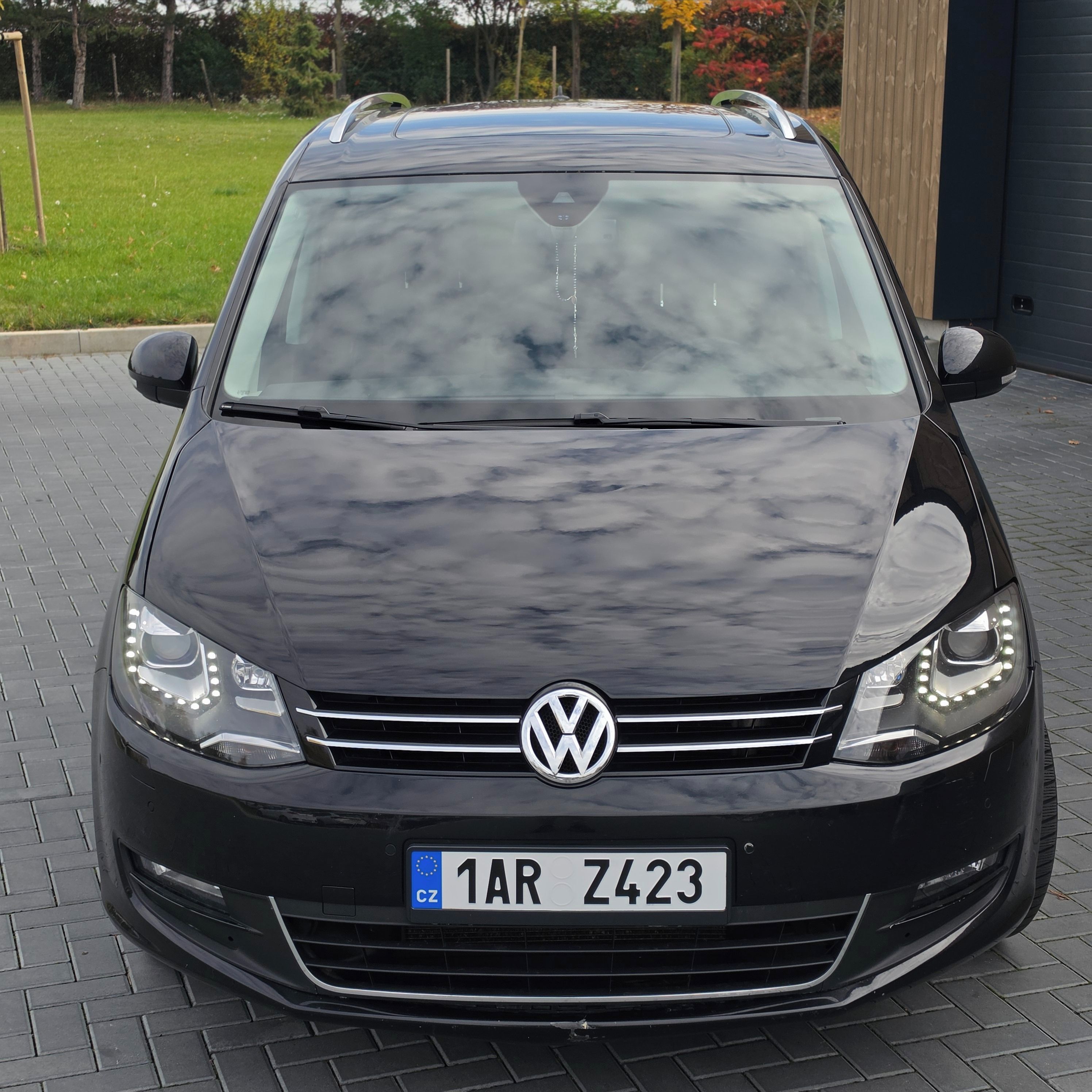 Volkswagen Sharan, 2.0 TDI, 130 KW, Max Vybava - fotka 3