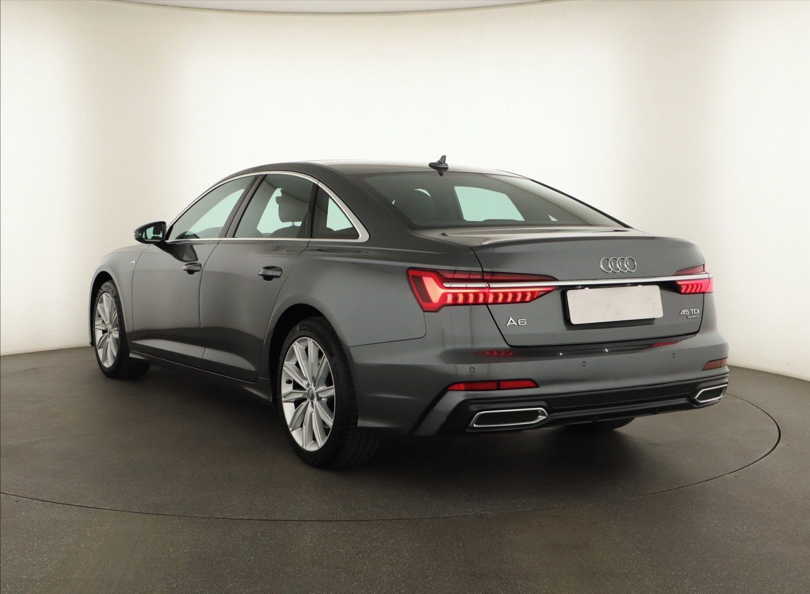 Audi A6, 45 TDI, 4X4, Automat, ČR - fotka 4