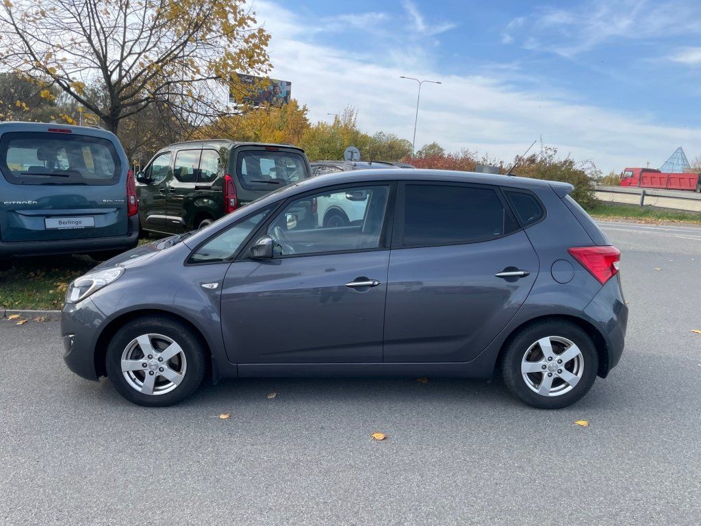 Hyundai ix20, 1,4i, ČR, 1. maj - fotka 2