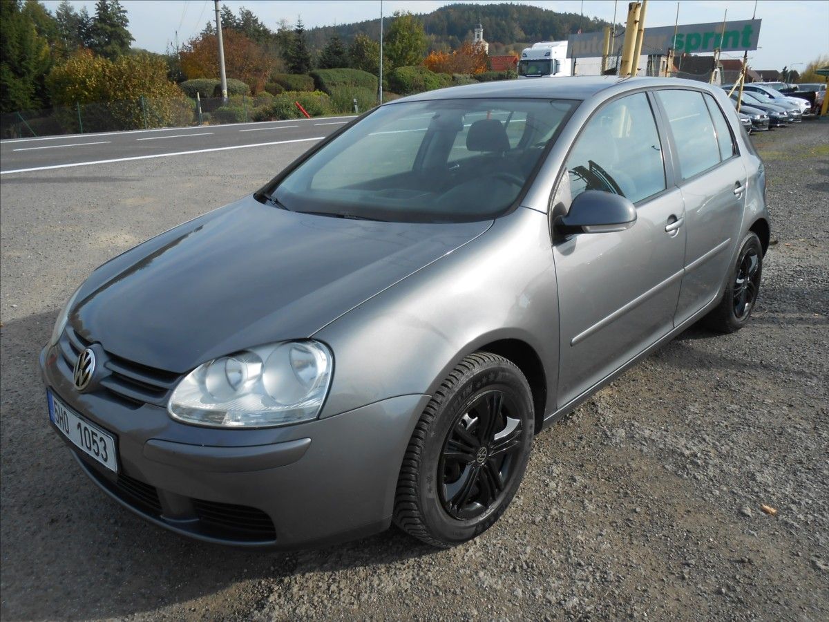 Volkswagen Golf, 1,4 i 16V  CZ  Serviska - fotka 6