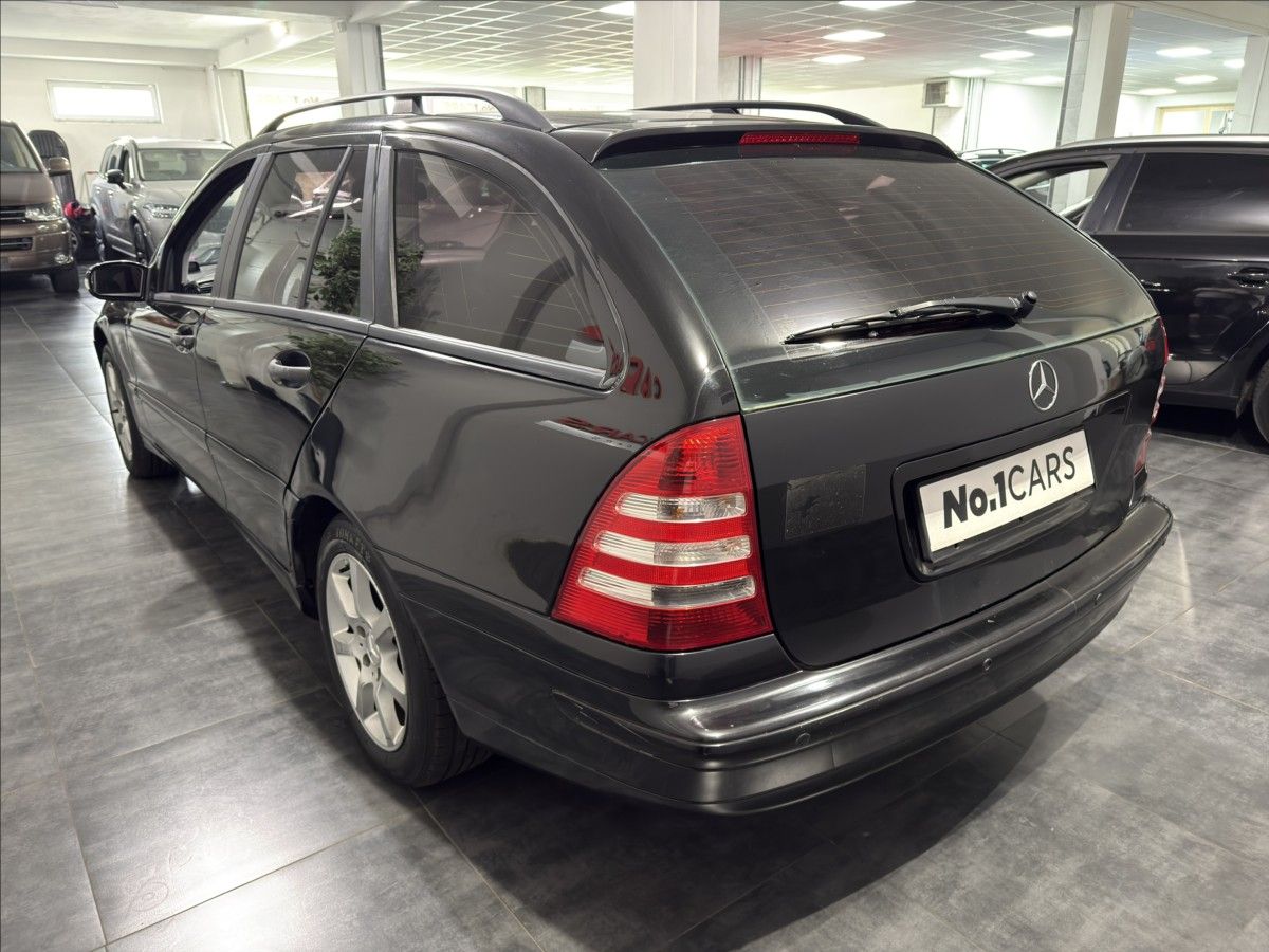 Mercedes-Benz Třídy C, 1,8   200 KOMPRESOR STK 10/28 - fotka 4