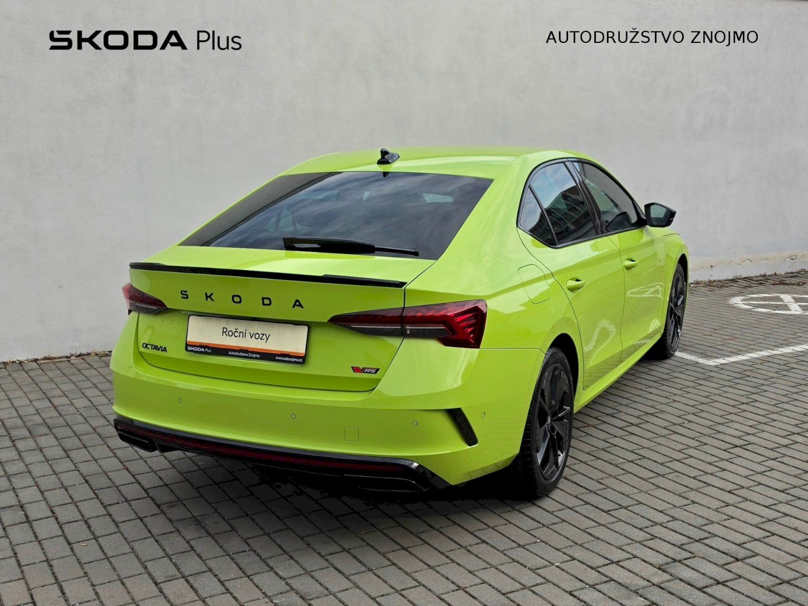 Škoda Octavia, 2,0TSI 195KW DSG RS - fotka 2