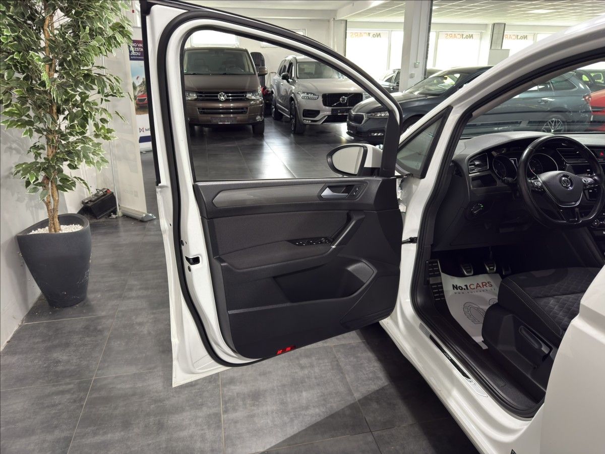 Volkswagen Touran, 1,6   TDI JOIN ACC PANORAMA - fotka 6