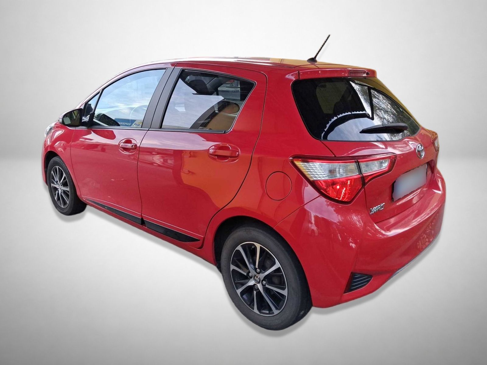 Toyota Yaris, 1.5 Dual VVT-i, ČR,1.maj - fotka 2