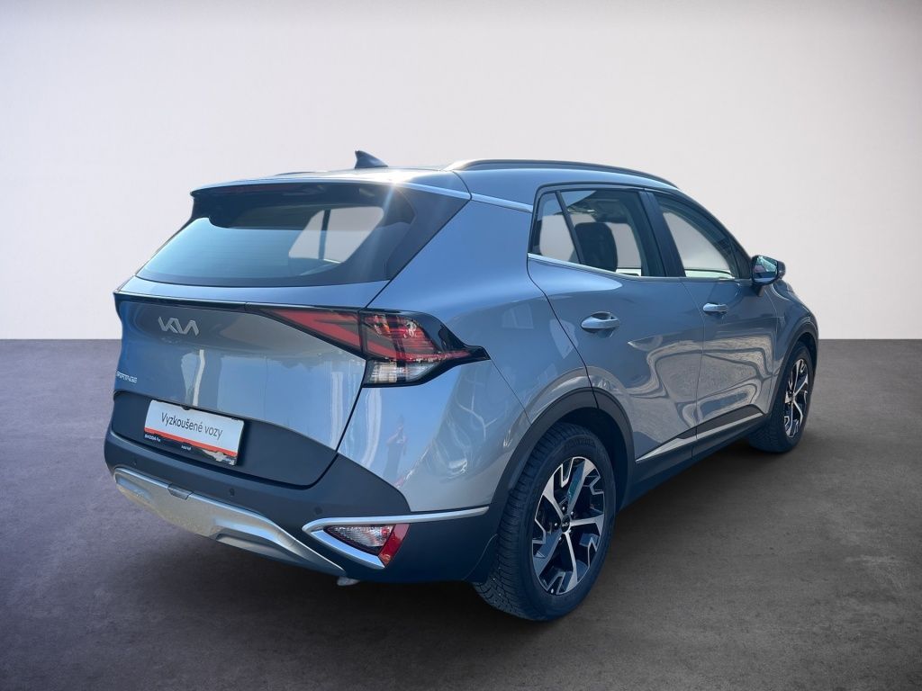 Kia Sportage, Exclusive 1.6 T-GDI MHEV 117 k - fotka 2