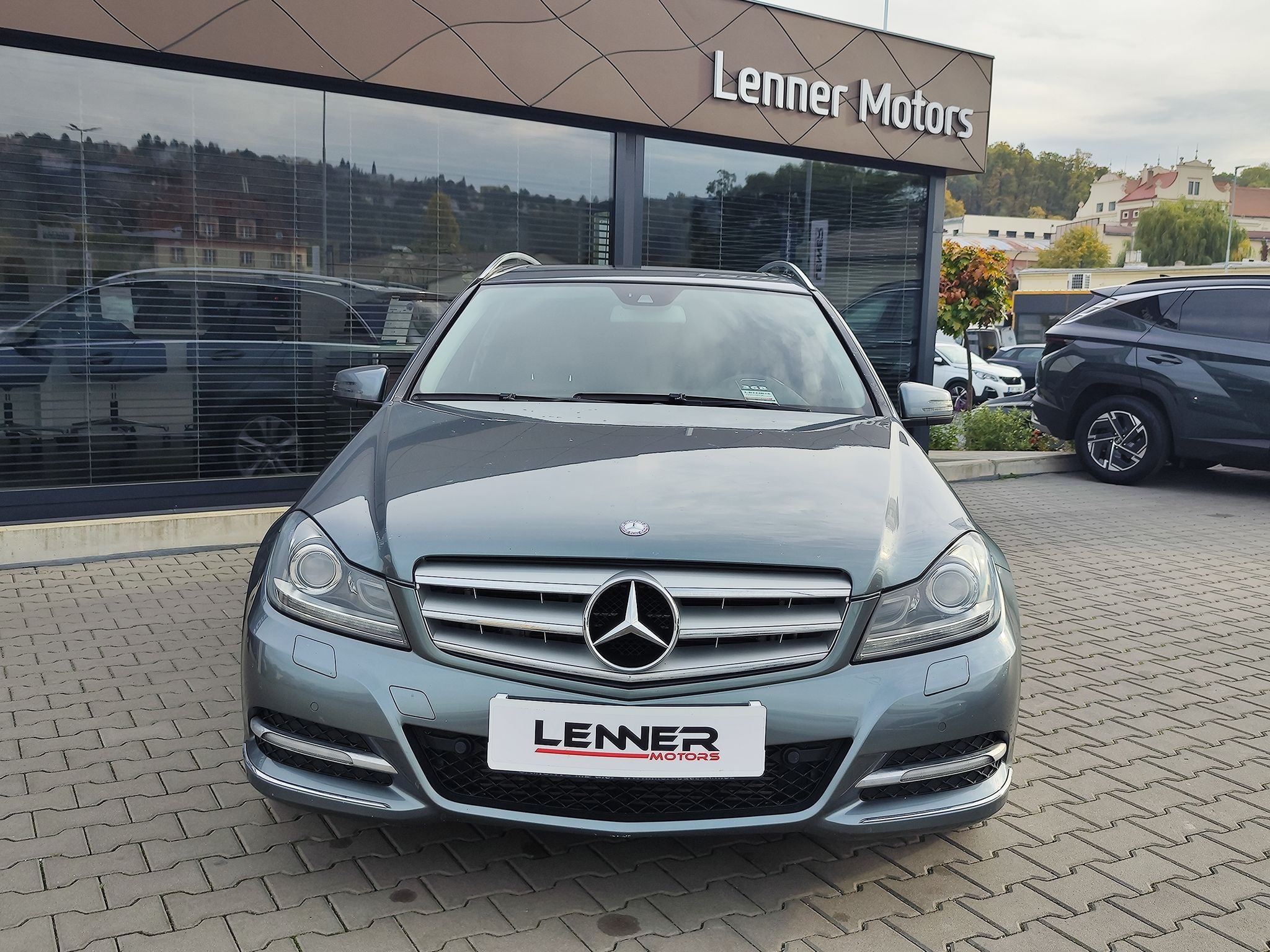 Mercedes-Benz Třídy C, 250d/150kW 4Matic AT - fotka 2