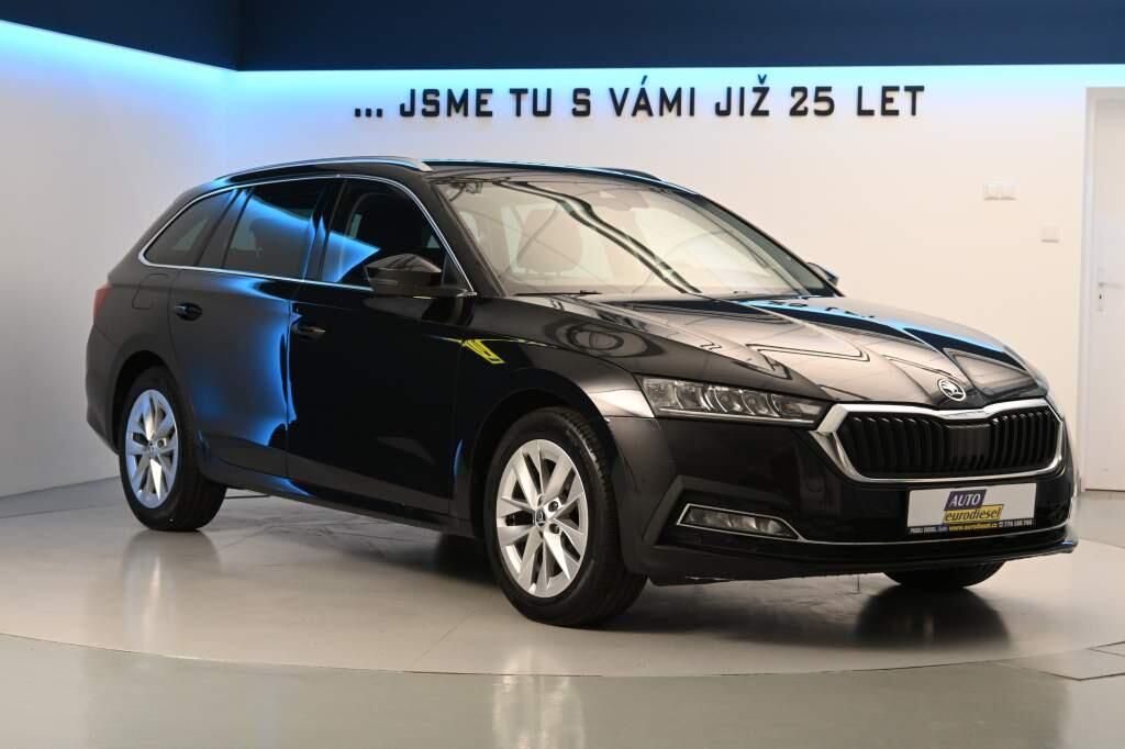 Škoda Octavia, 2.0 STYLE LED Virtual Tažné AC - fotka 4