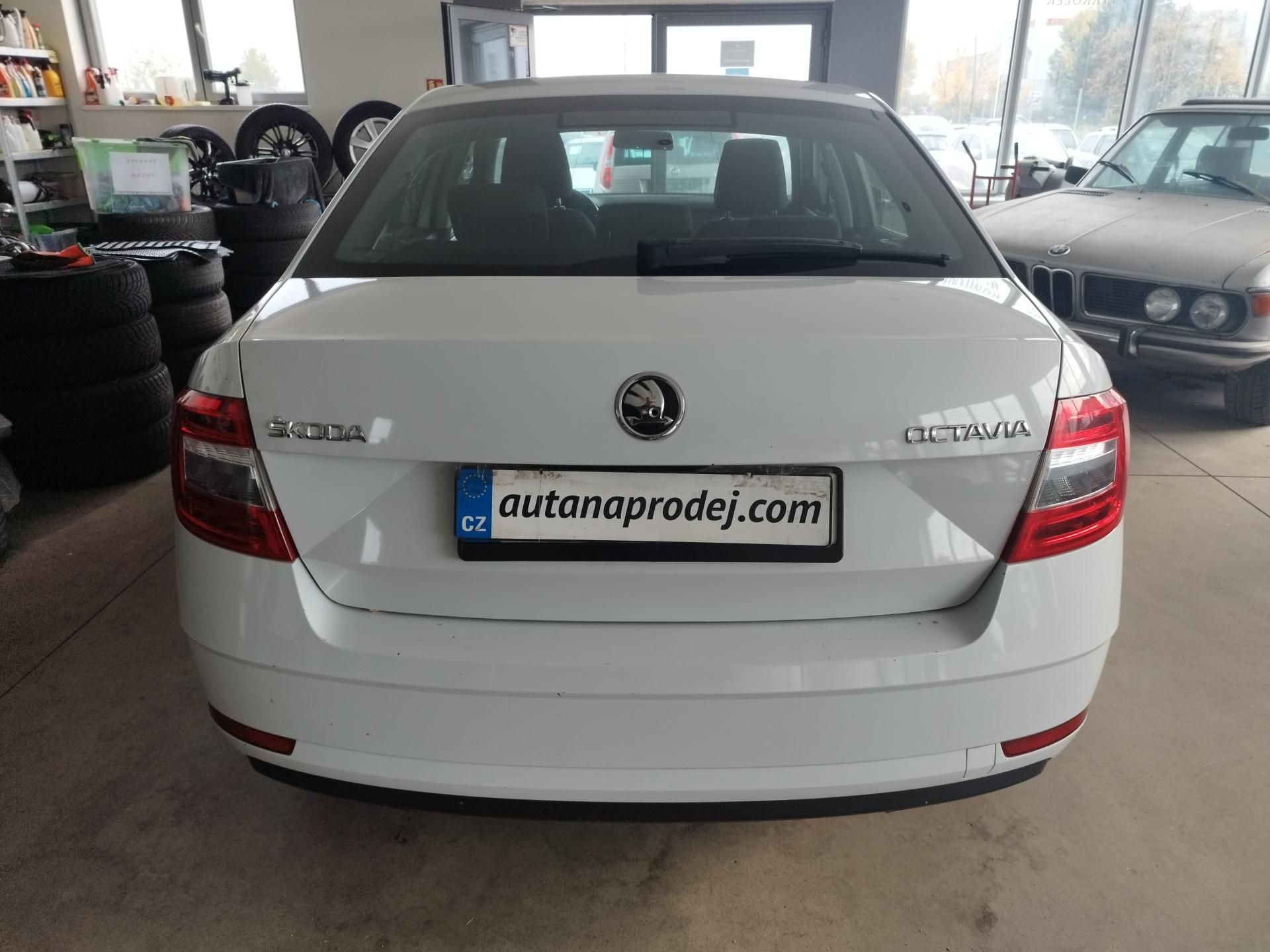 Škoda Octavia, 1,6TDI,85KW,KLIMA,ALU - fotka 6