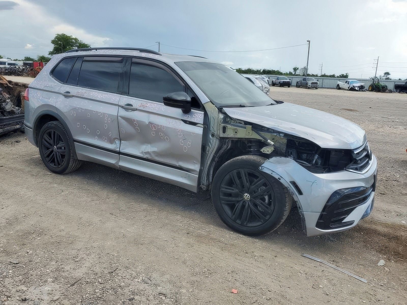 Volkswagen Tiguan, Auto na cestě - fotka 4